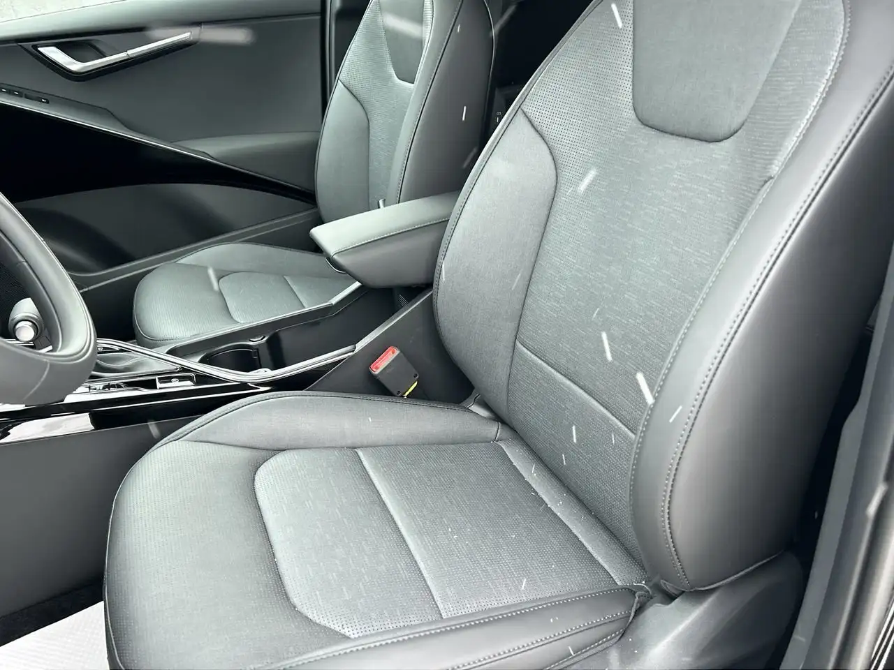 Kia Niro снимка Kia Niro