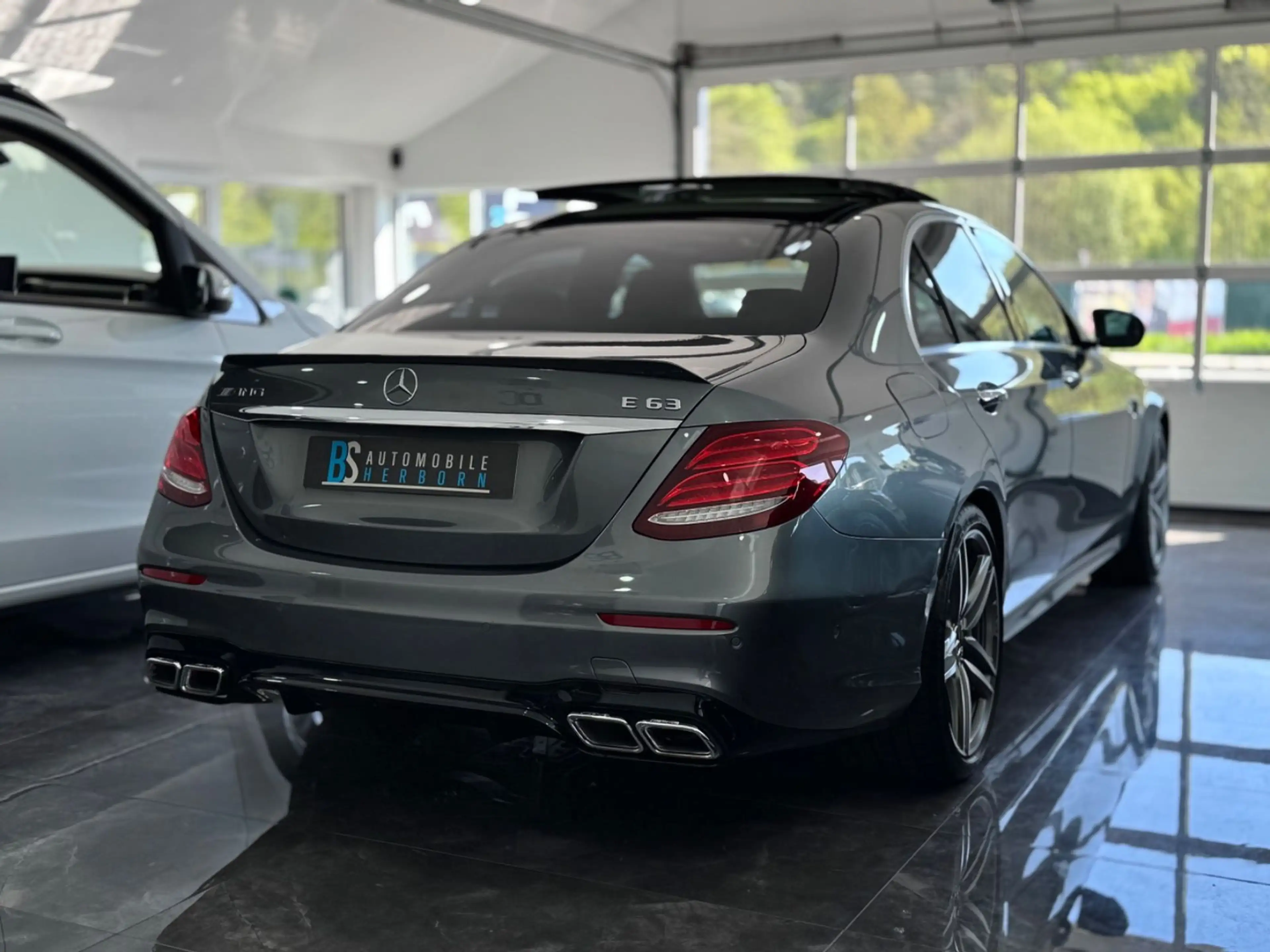 Mercedes-Benz E 63 AMG E63 AMG 4Matic+/Pano/360°/HUD/DriversPackage — photo 10