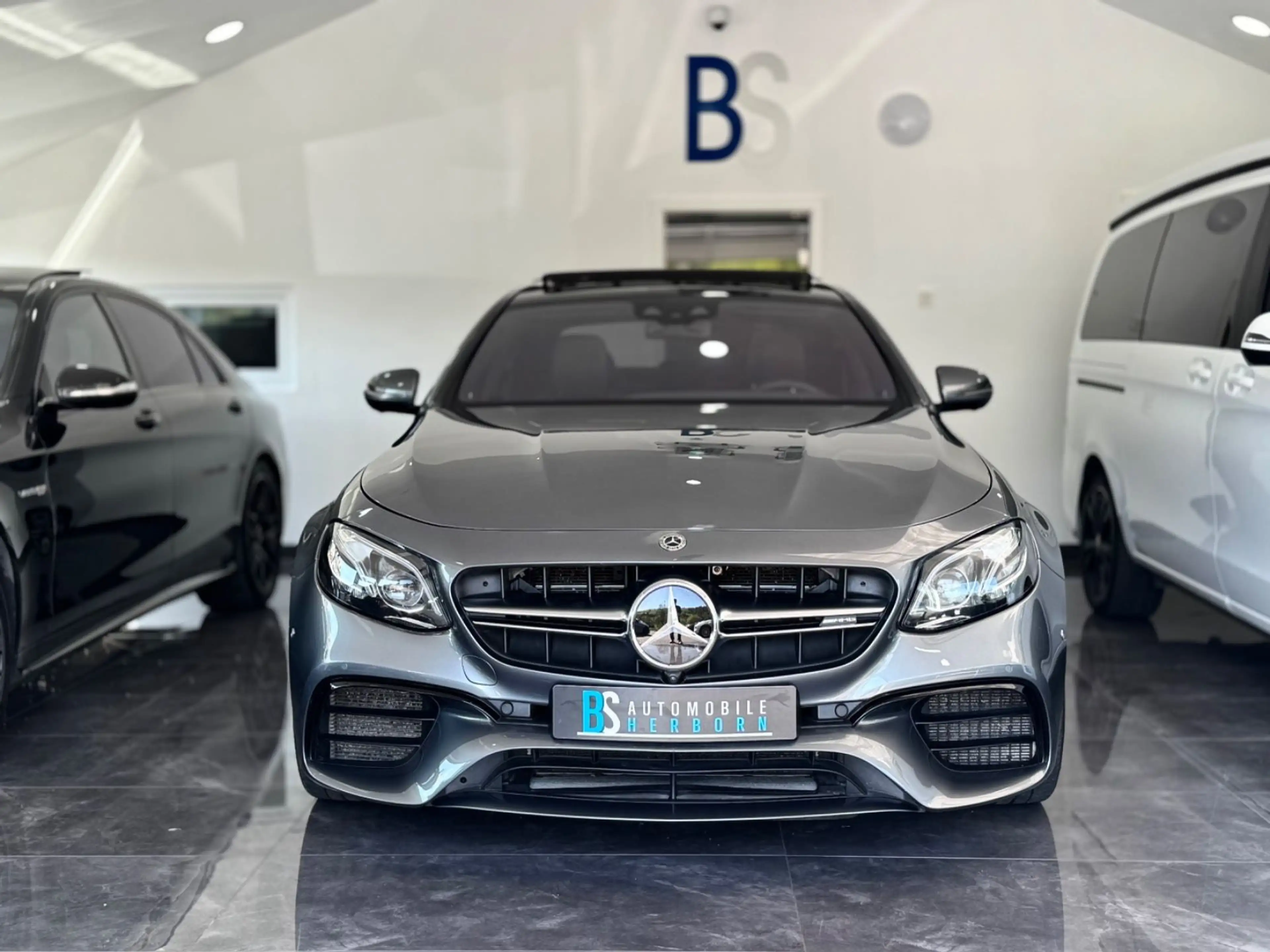 Mercedes-Benz E 63 AMG E63 AMG 4Matic+/Pano/360°/HUD/DriversPackage — photo 3