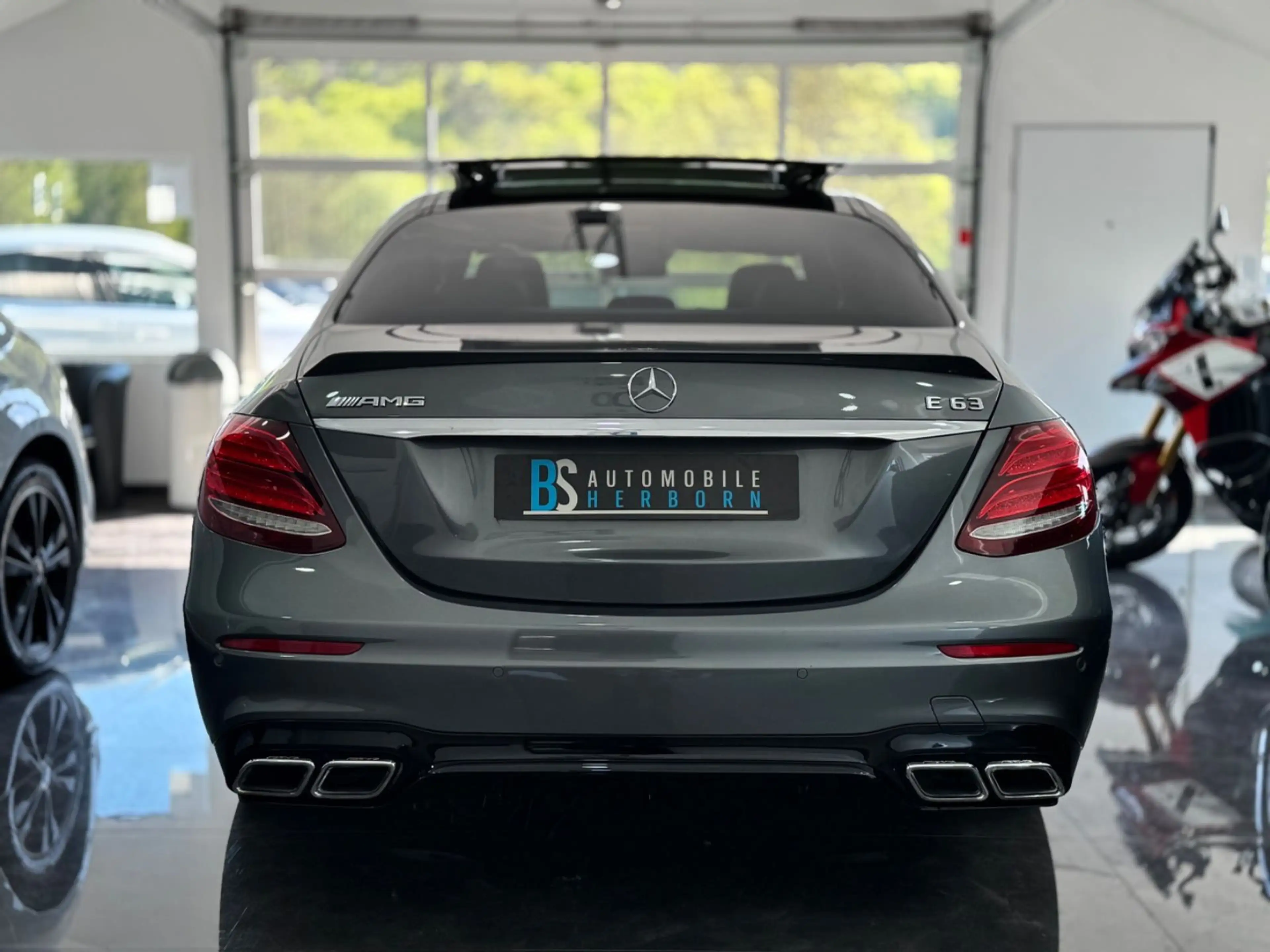 Mercedes-Benz E 63 AMG E63 AMG 4Matic+/Pano/360°/HUD/DriversPackage — photo 9
