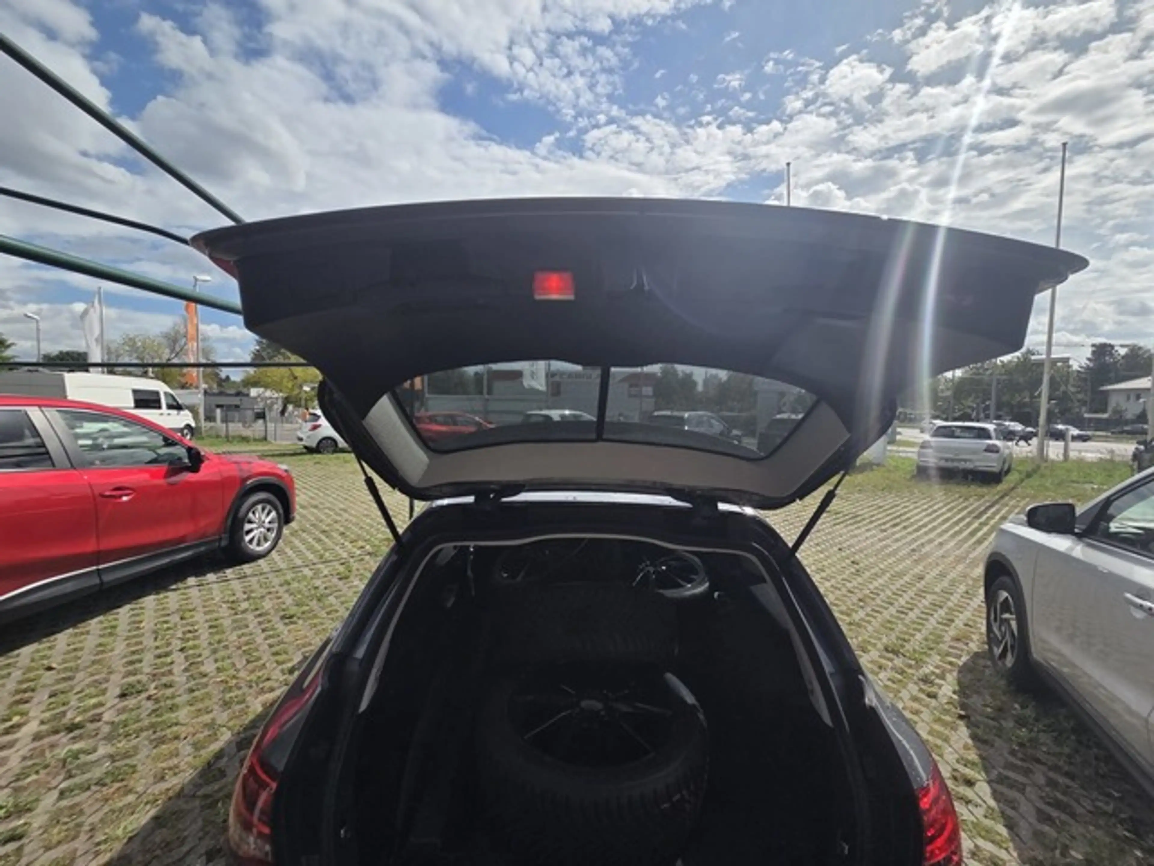 Mercedes-Benz C 180 T CGI Avantgarde, Navi LED HP SR + WR — photo 14