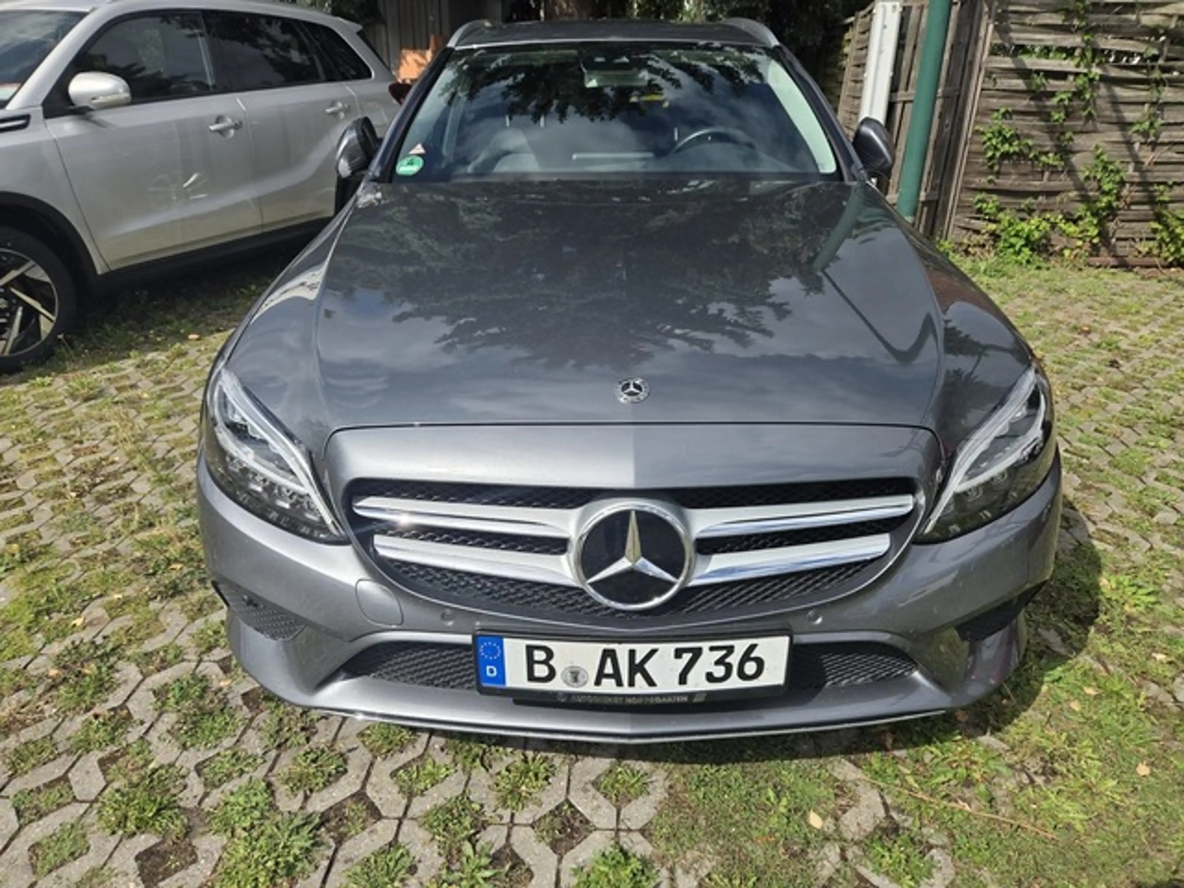 Mercedes-Benz C 180 T CGI Avantgarde, Navi LED HP SR + WR — photo 2
