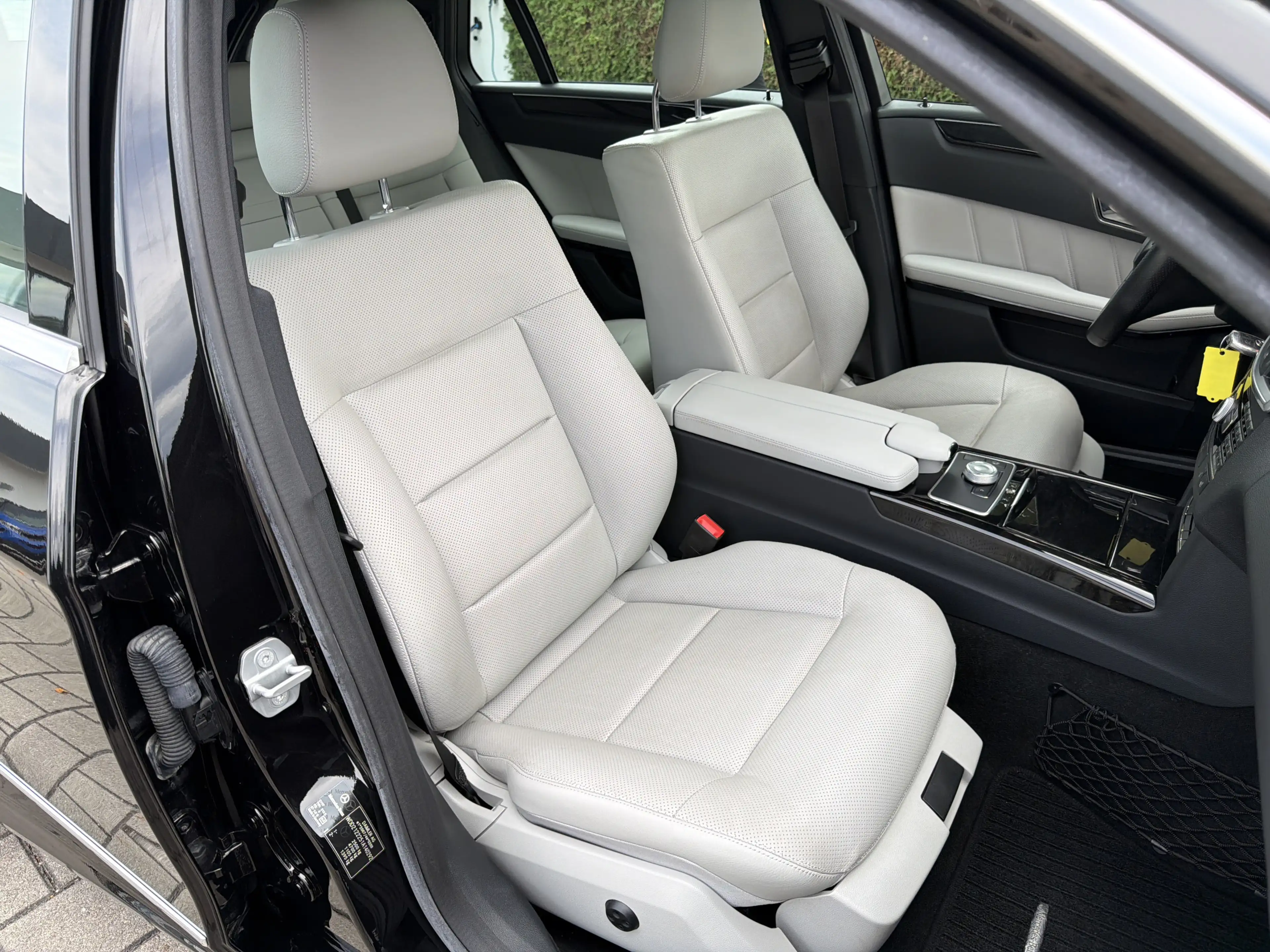 Mercedes-Benz E 350 T CDI BE AMG Voll-Lederorg. nur 44.644 km — photo 7