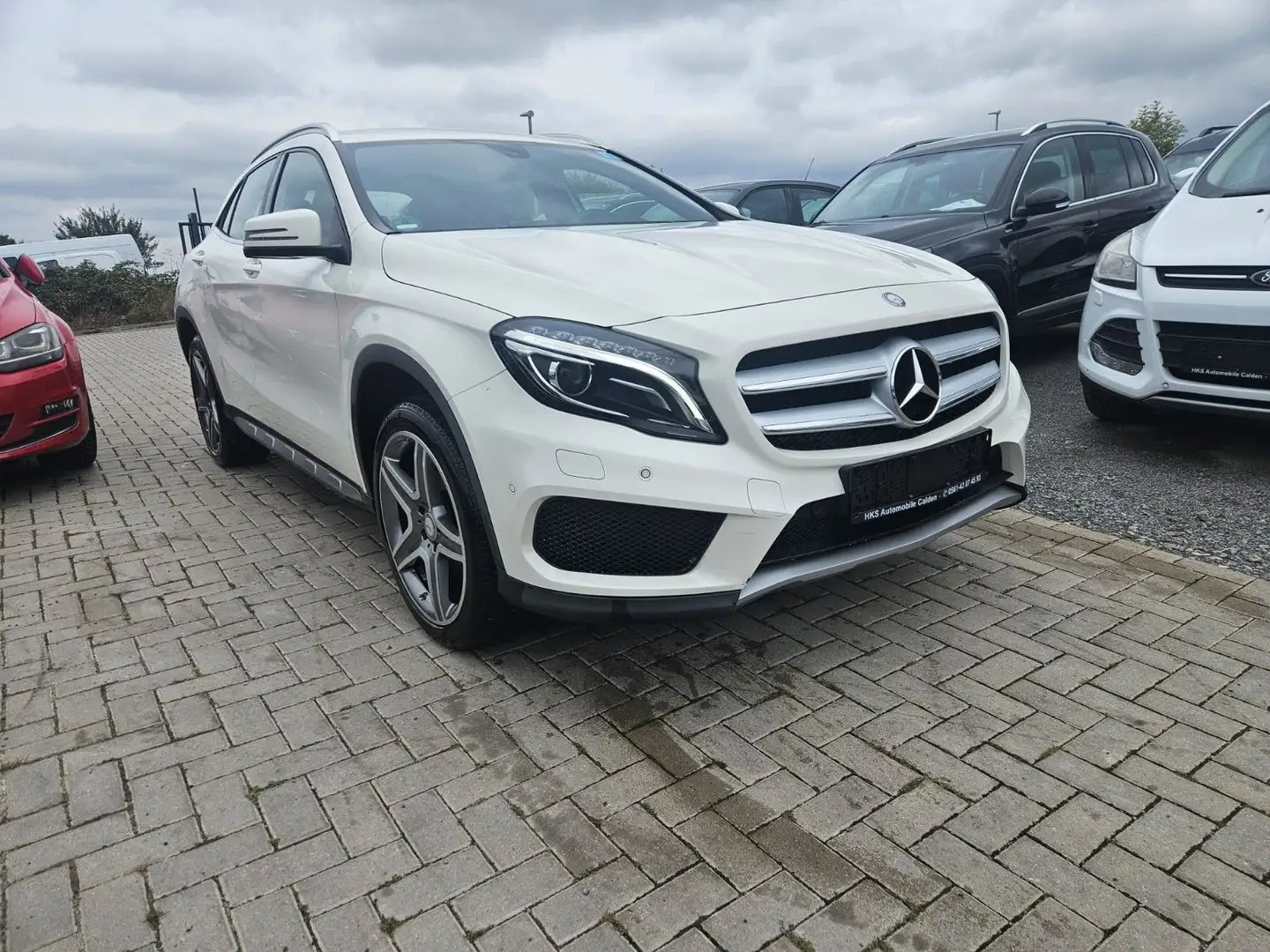 Mercedes-Benz GLA 200 GLA -Klasse AMG Blanc - 2