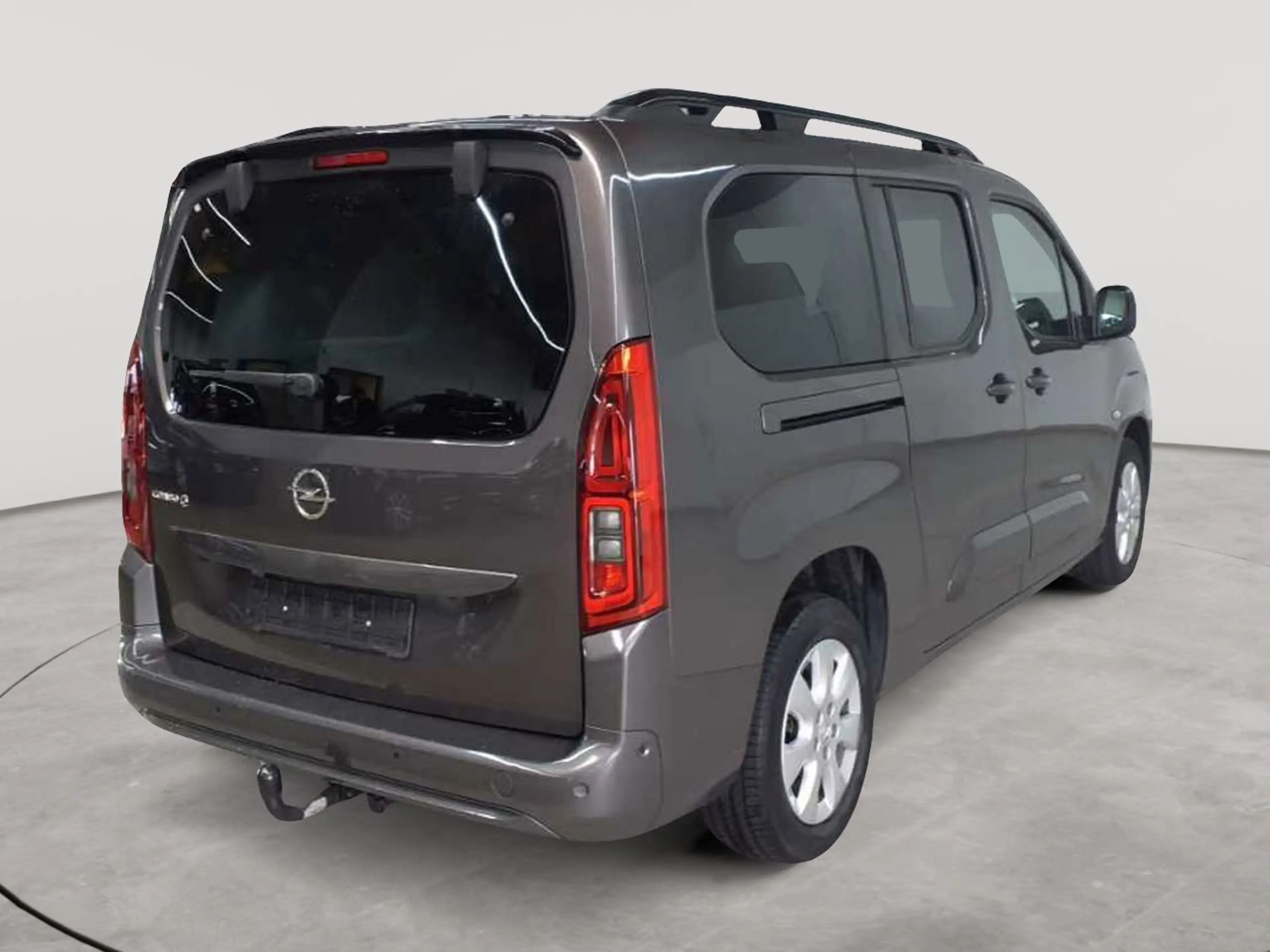 Opel Combo Combo e-Life XL Ultimate Park-P. AHK — photo 4