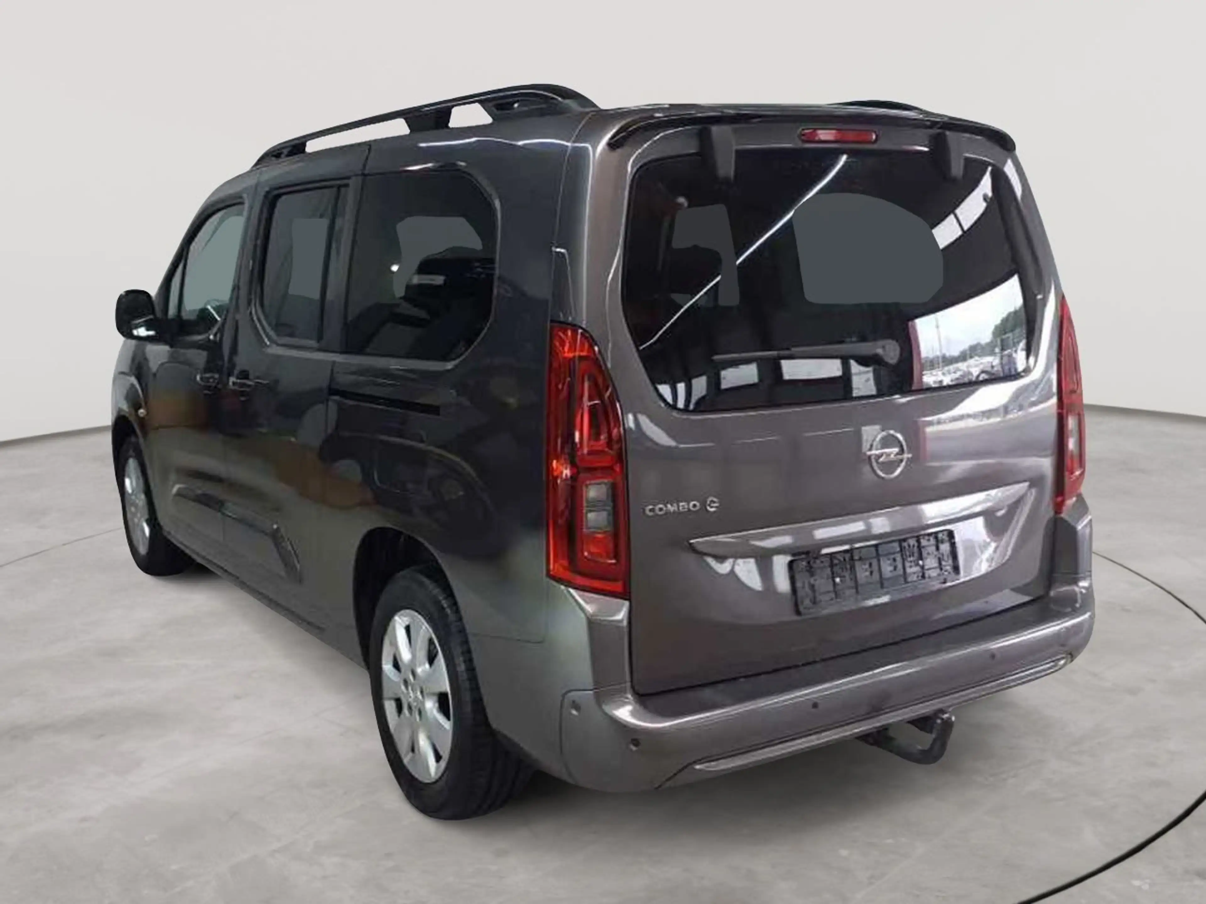 Opel Combo Combo e-Life XL Ultimate Park-P. AHK — photo 5