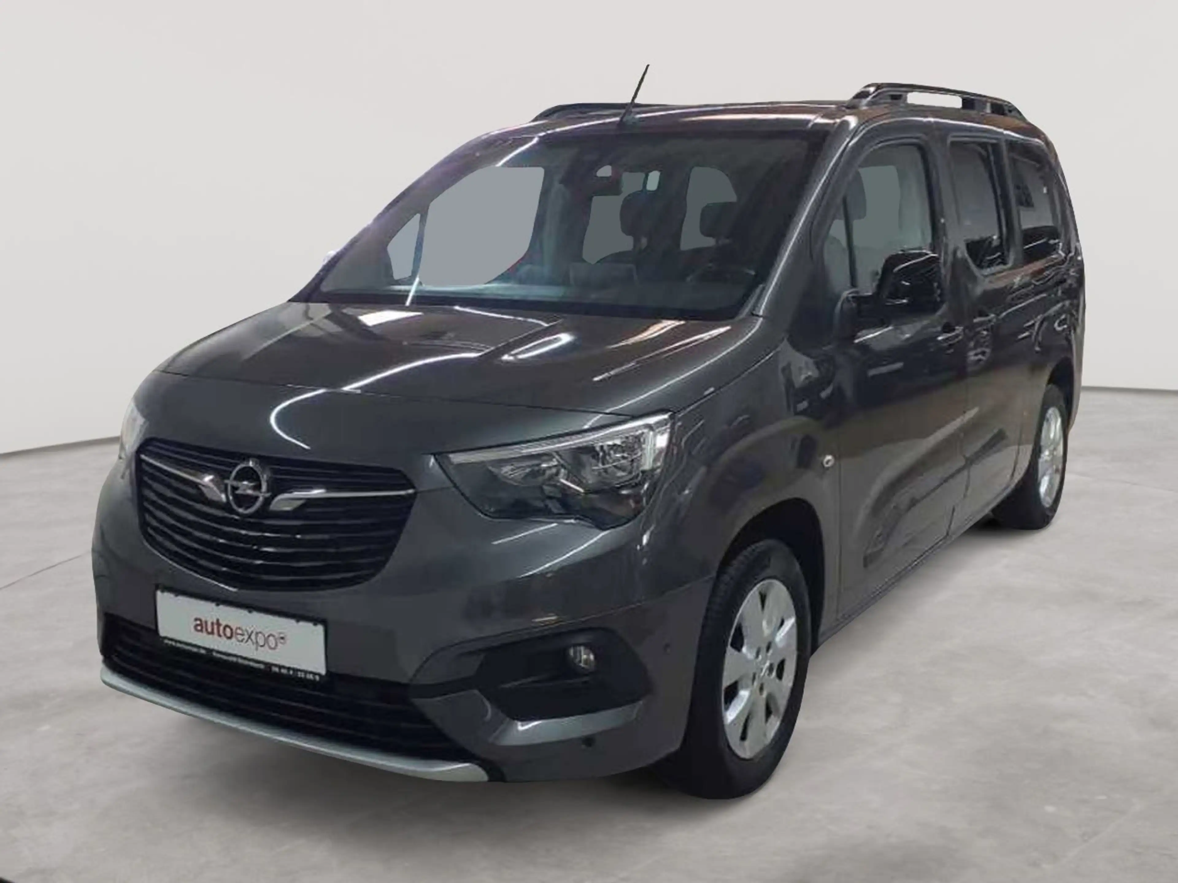 Opel Combo Combo e-Life XL Ultimate Park-P. AHK — photo 2