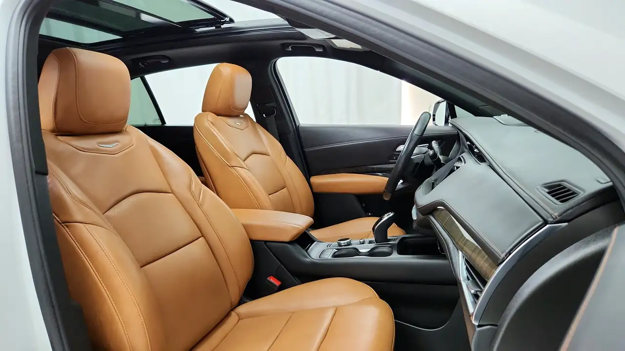 Cadillac XT4 снимка Cadillac XT4