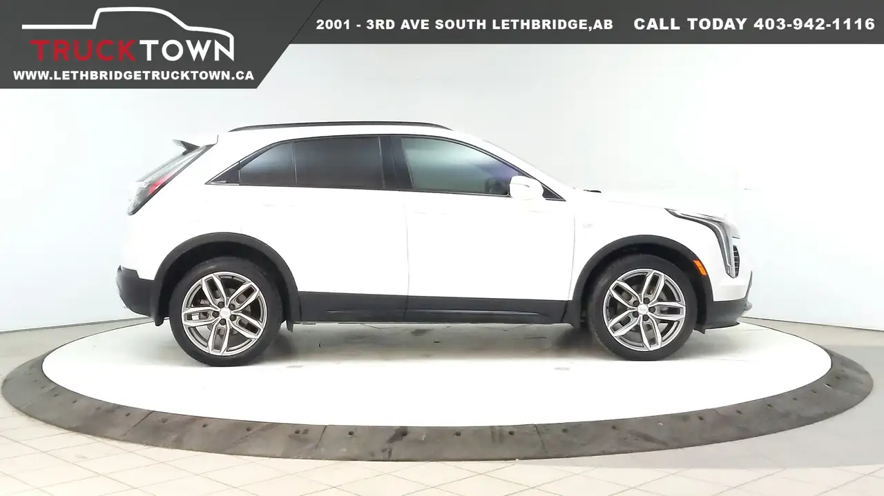 Cadillac XT4 снимка Cadillac XT4