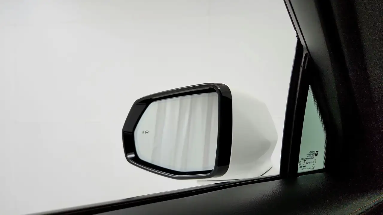 Cadillac XT4 снимка Cadillac XT4