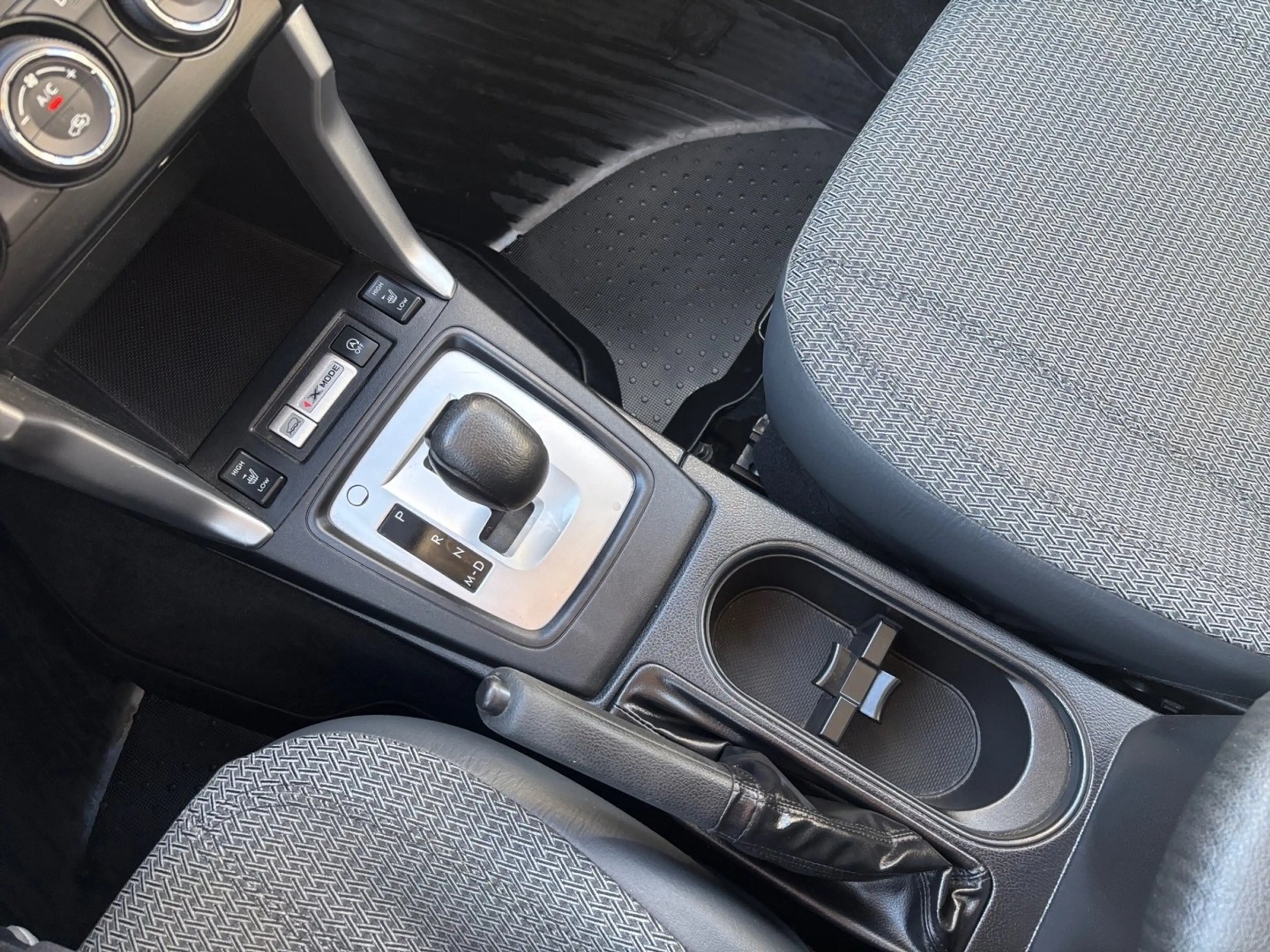 Subaru Forester 2,0i-L Comfort AWD CVT — photo 15