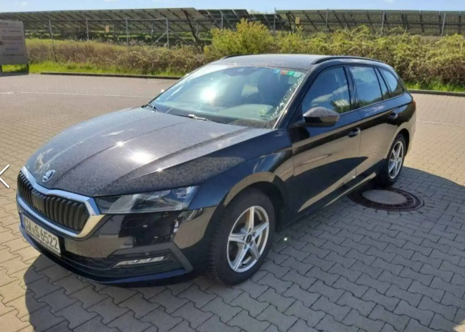 Skoda Octavia Ambition Schwarz - 1