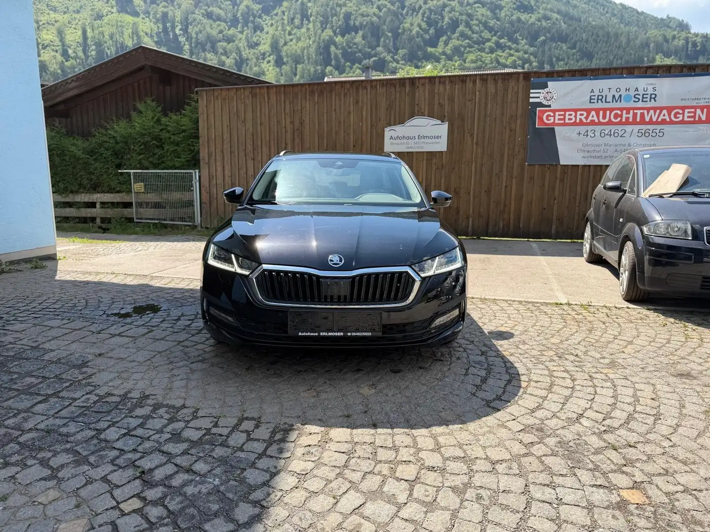 Skoda Octavia Ambition Schwarz - 2