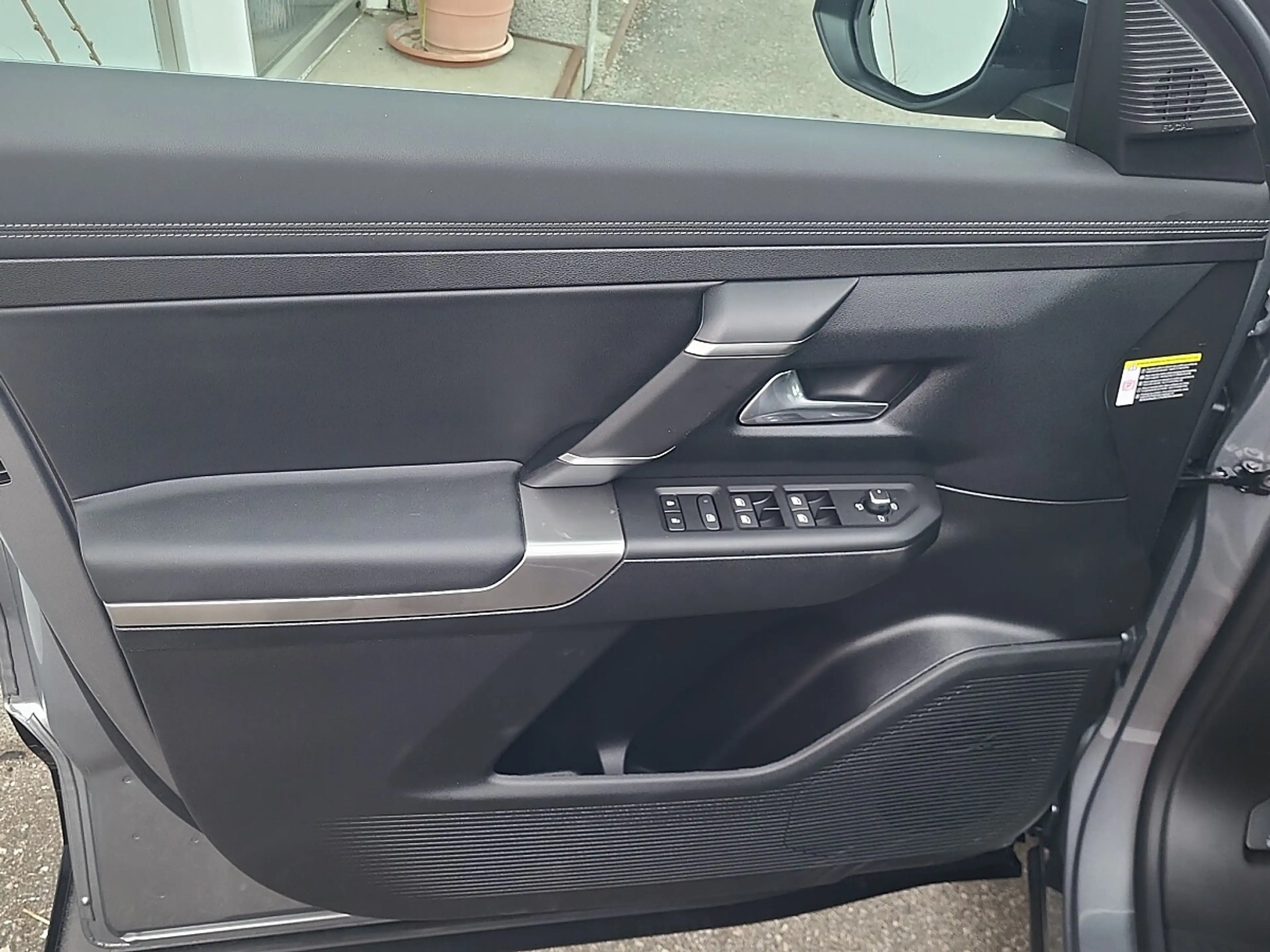 Jeep Compass First Edition — photo 14