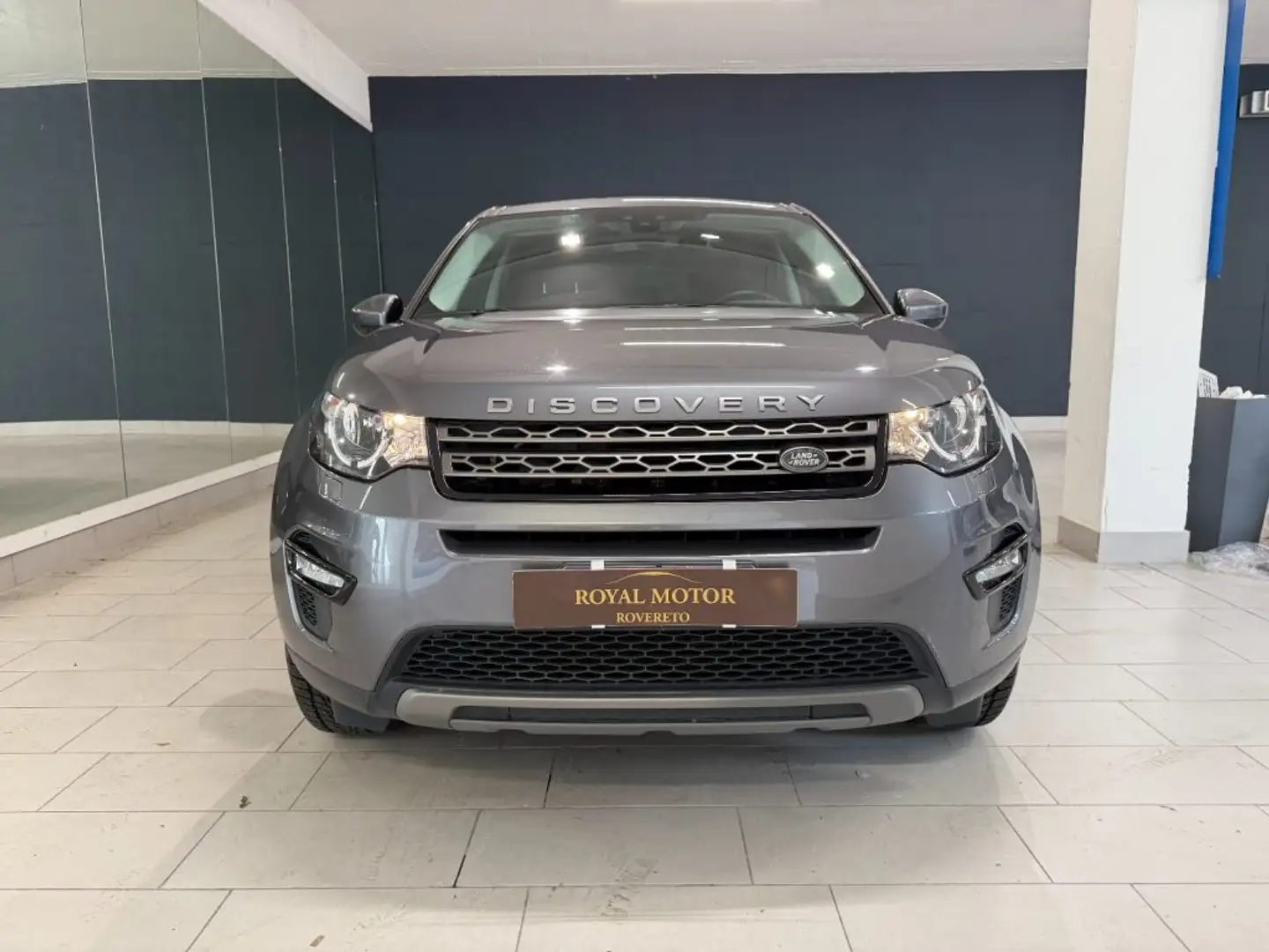 Land Rover Discovery Sport 2.0 TD4 150 CV Auto Busi. Edit. Pure 78300 KM !!! Grau - 2