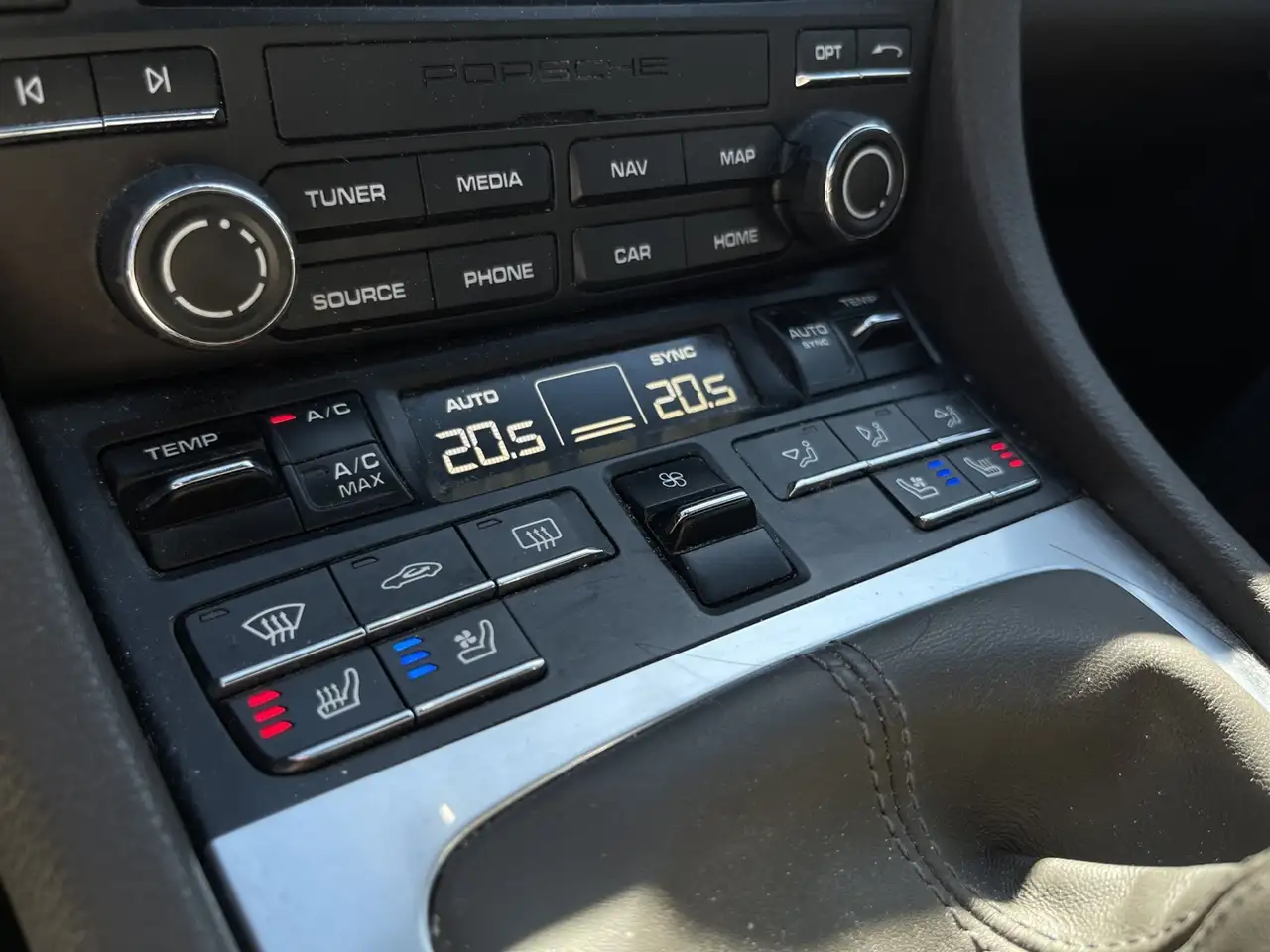 Porsche 718 Cayman снимка Porsche 718 Cayman