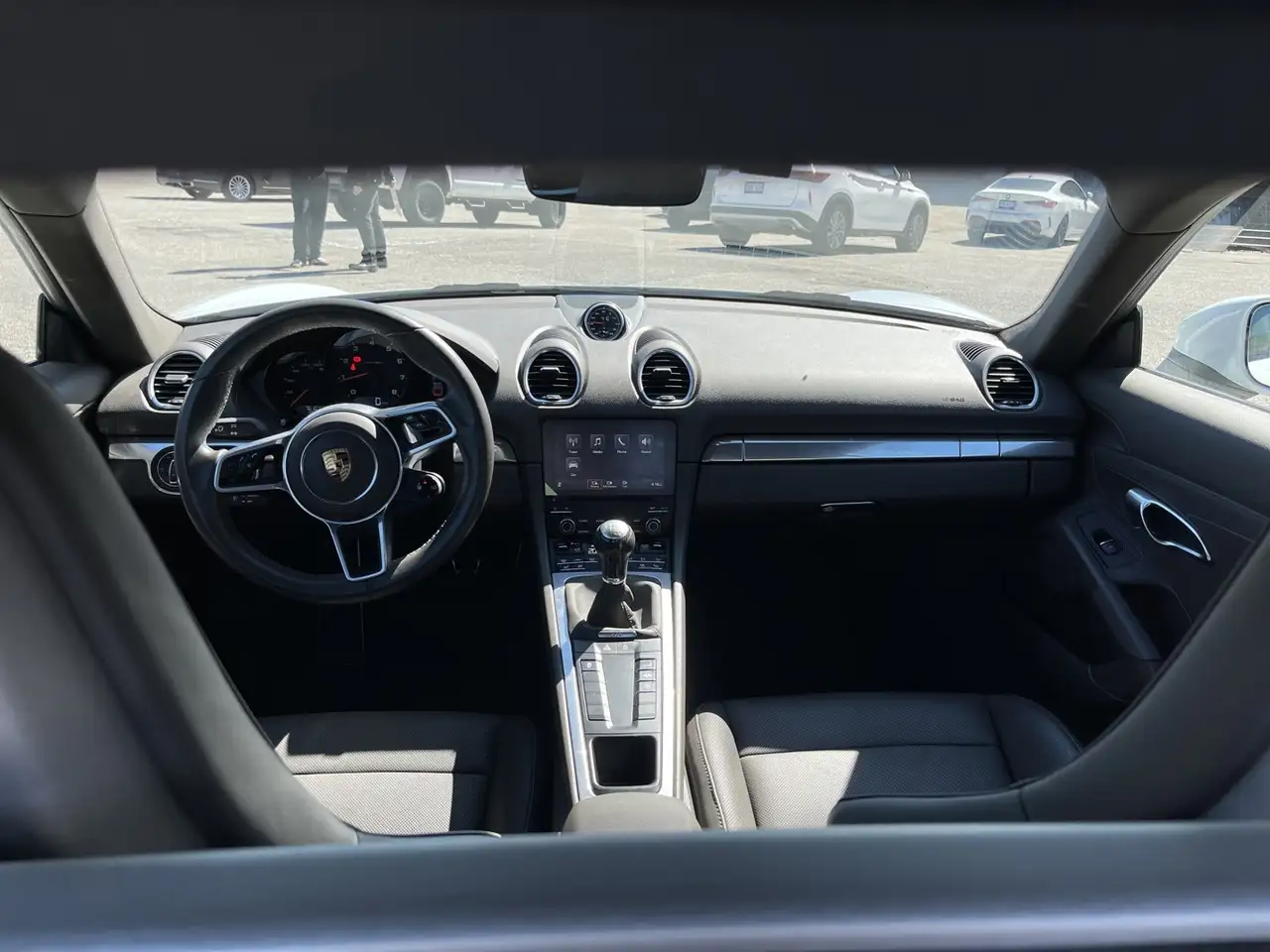 Porsche 718 Cayman снимка Porsche 718 Cayman