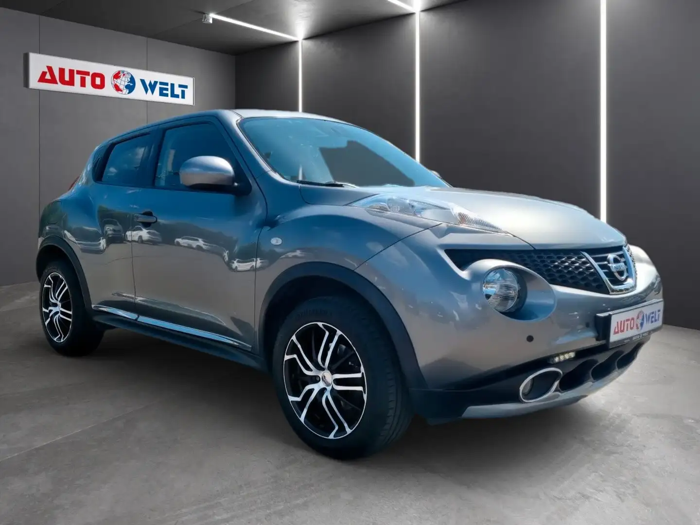 Nissan Juke 1.6 Klimaauto. Navi Sitzhzg R-Cam Tempo Gris - 2