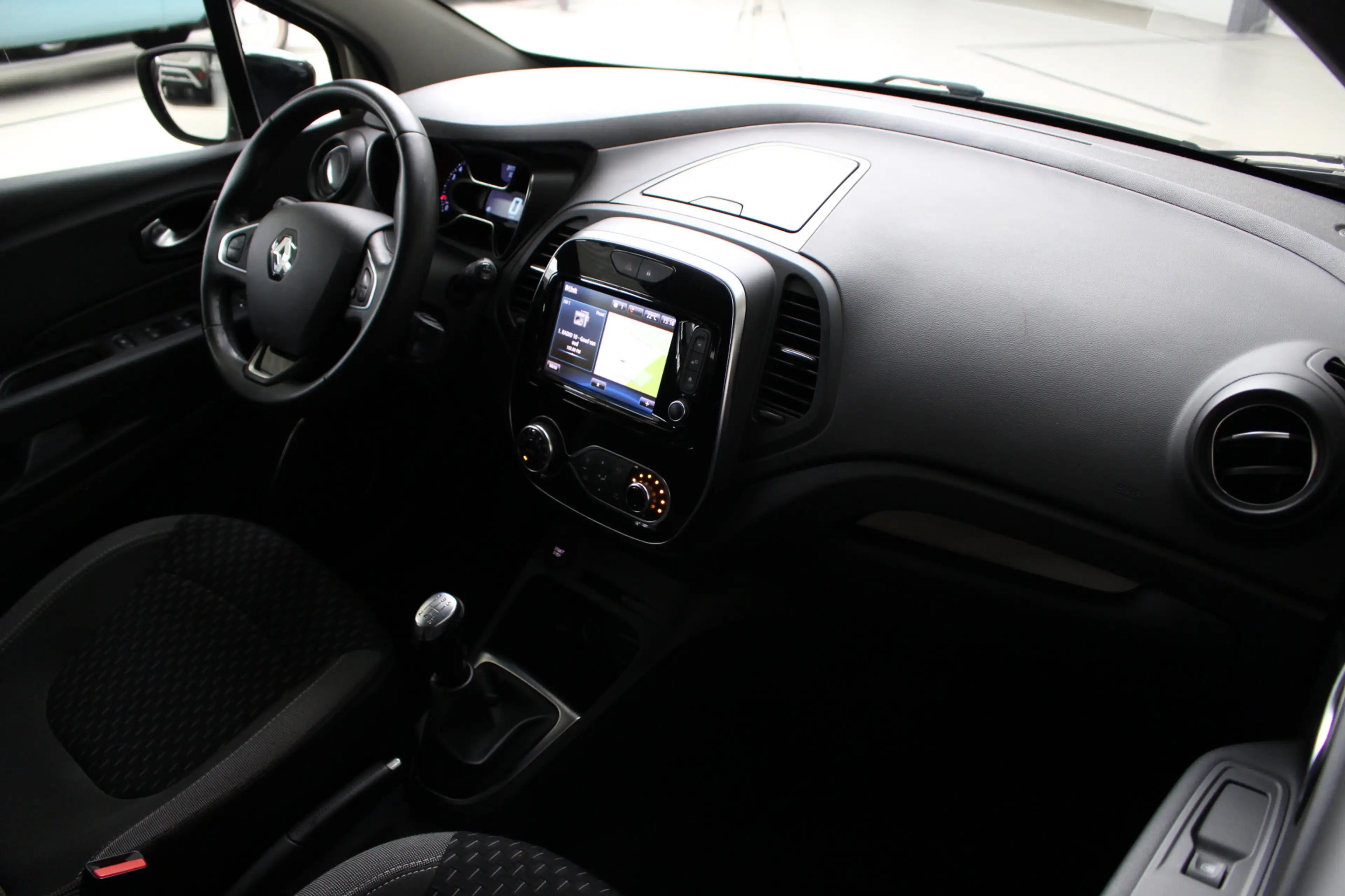 Renault Captur 0.9 TCe Intens Navigatie | Parkeercamera | Climate — photo 6