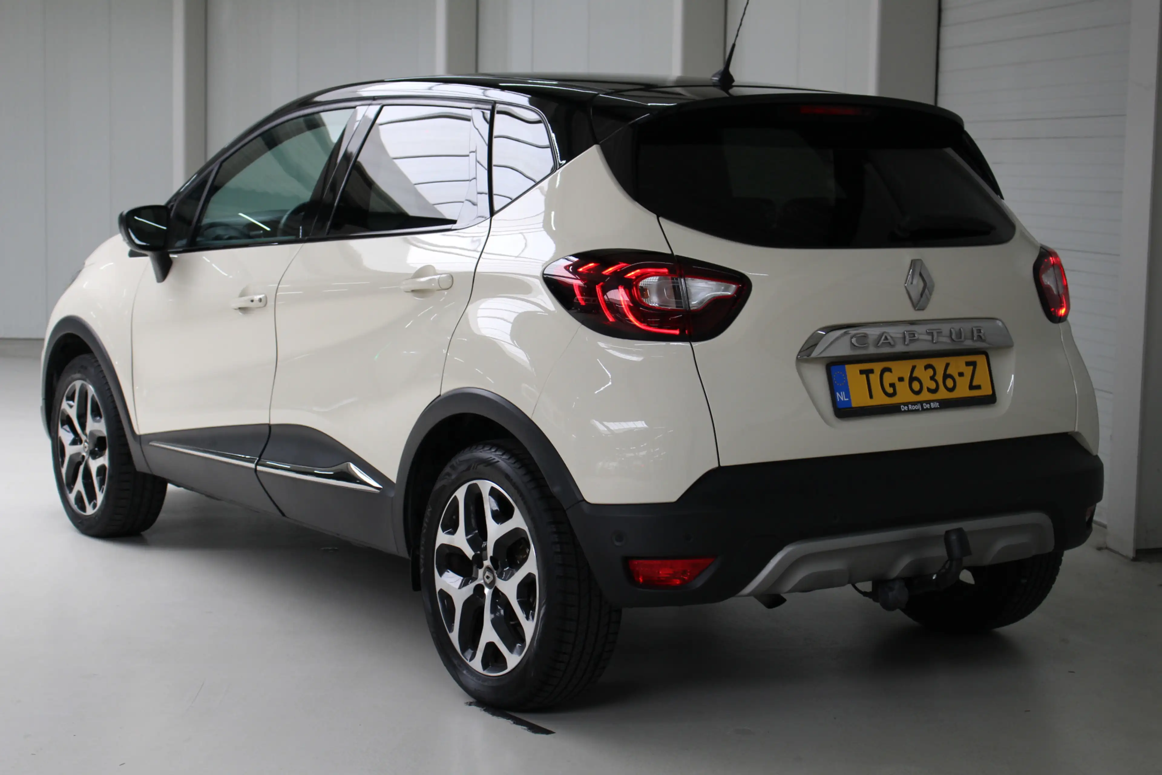Renault Captur 0.9 TCe Intens Navigatie | Parkeercamera | Climate — photo 3