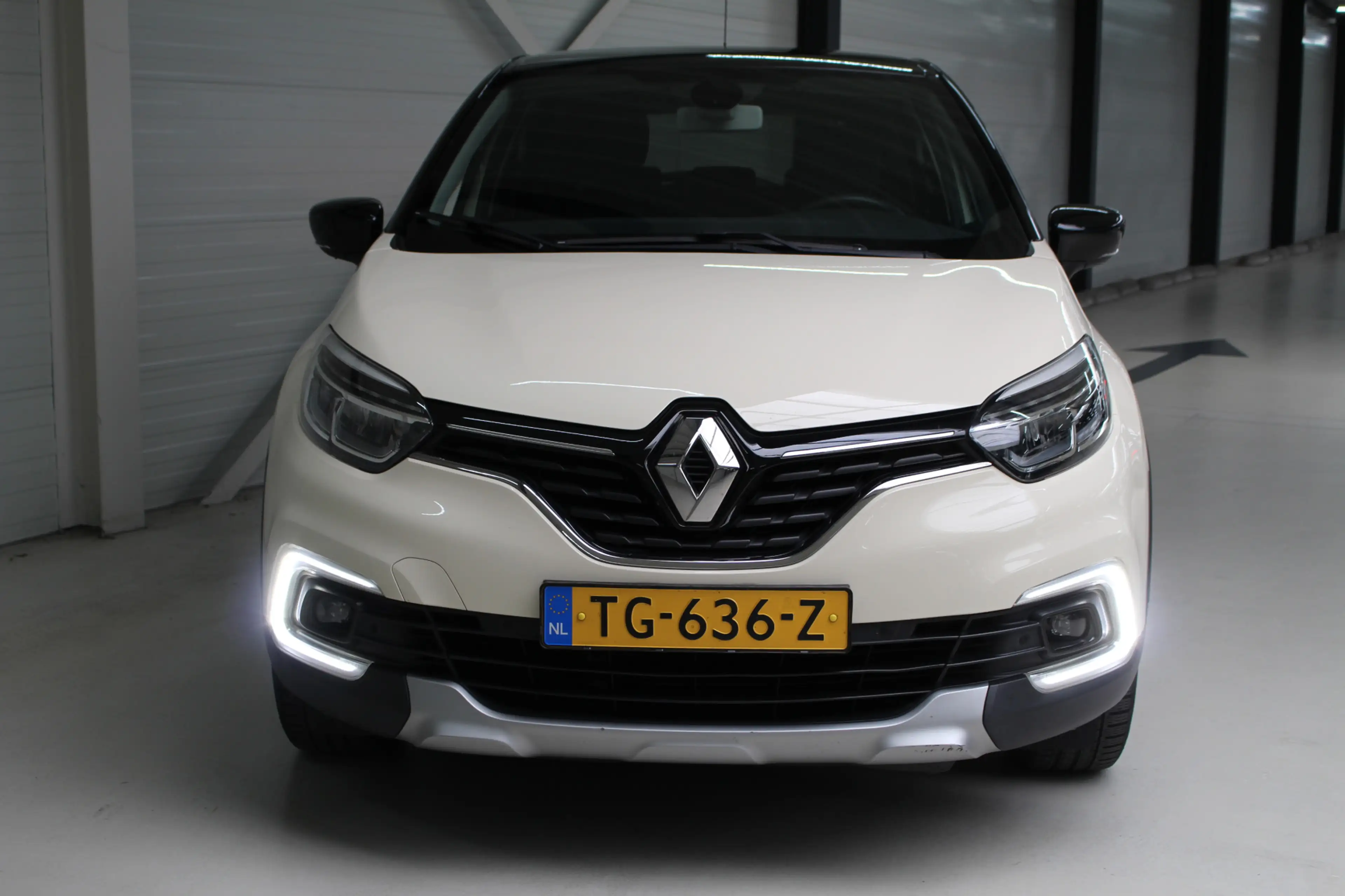 Renault Captur 0.9 TCe Intens Navigatie | Parkeercamera | Climate — photo 7