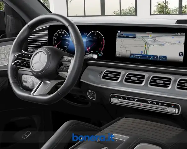 Mercedes-Benz GLE view 6