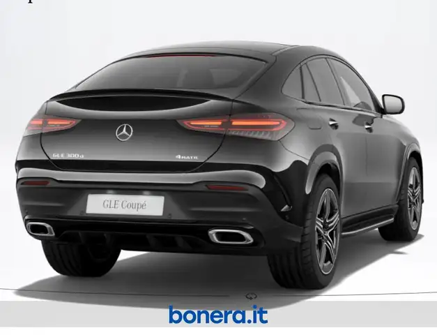 Mercedes-Benz GLE view 3