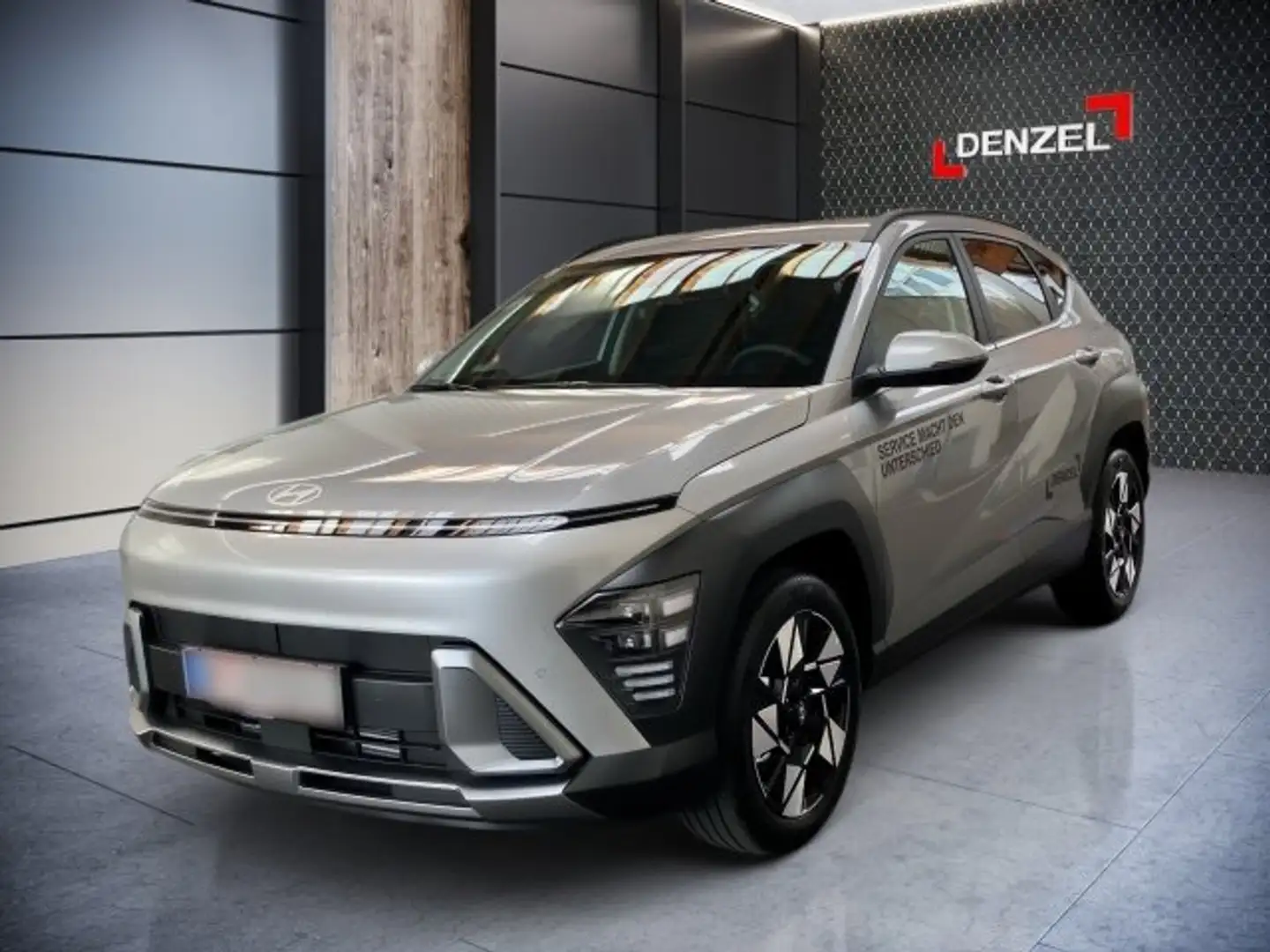 Hyundai KONA (SX2) GO Plus 1.6 T-GDI 2WD DCT Silber - 2