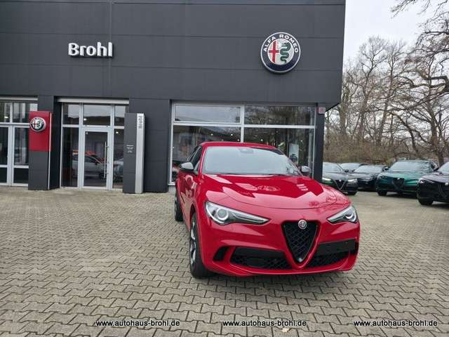 Imagine Alfa Romeo Stelvio Quadrifoglio Q4 510PS
