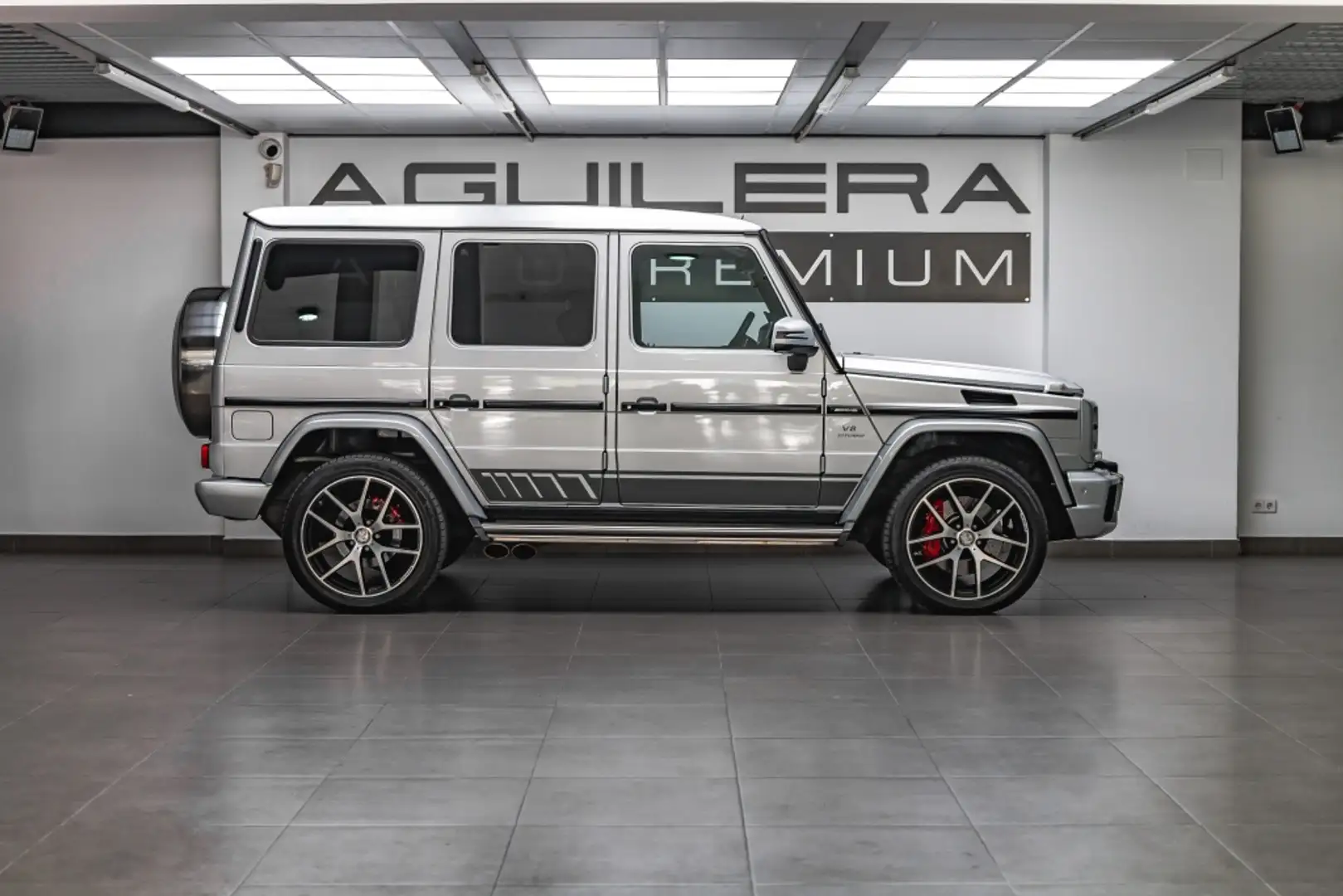 Mercedes-Benz G 63 AMG Largo Aut. Plateado - 2
