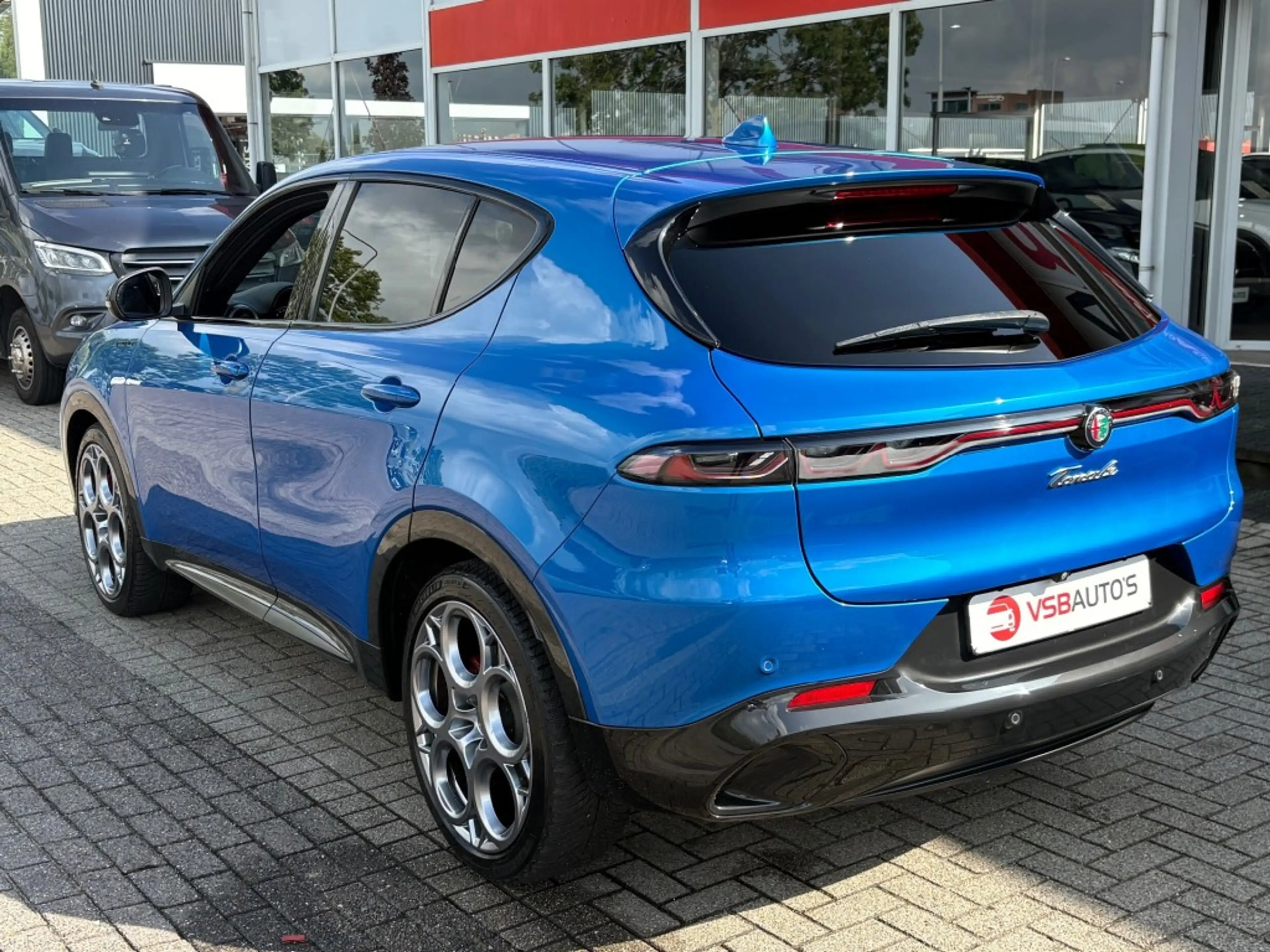 Alfa Romeo Tonale 1.5T HYBRID AUT. EDIZIONE SPECIALE LED NAVI CAMERA — photo 3