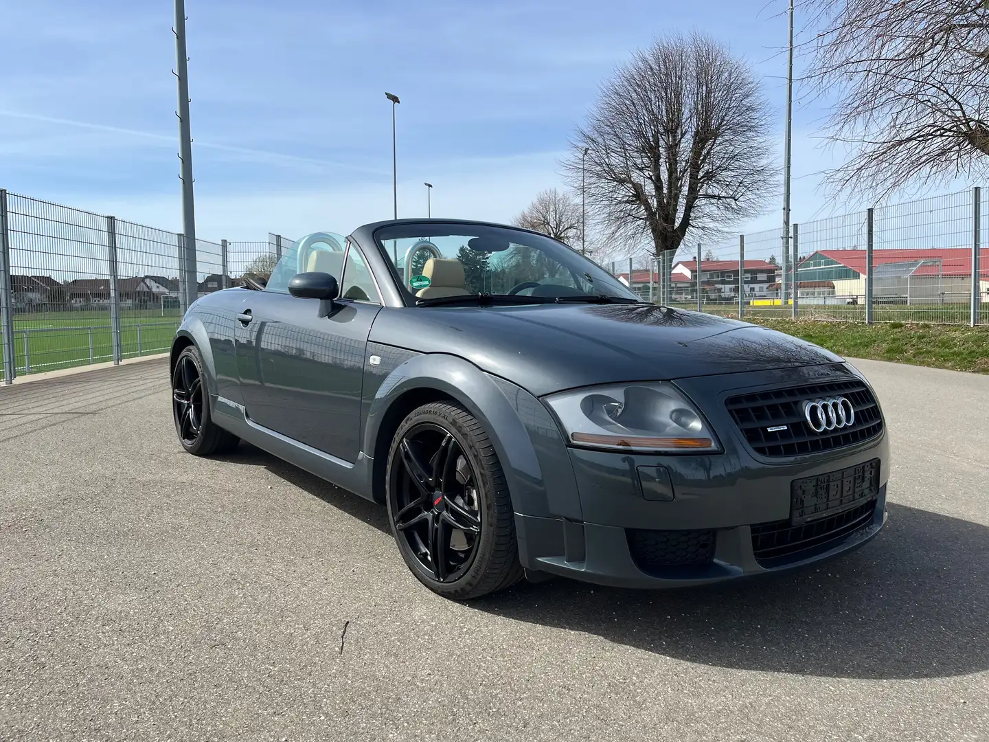 Audi TT Audi TT Roadster Roadster 3.2 quattro DSG Grau - 1