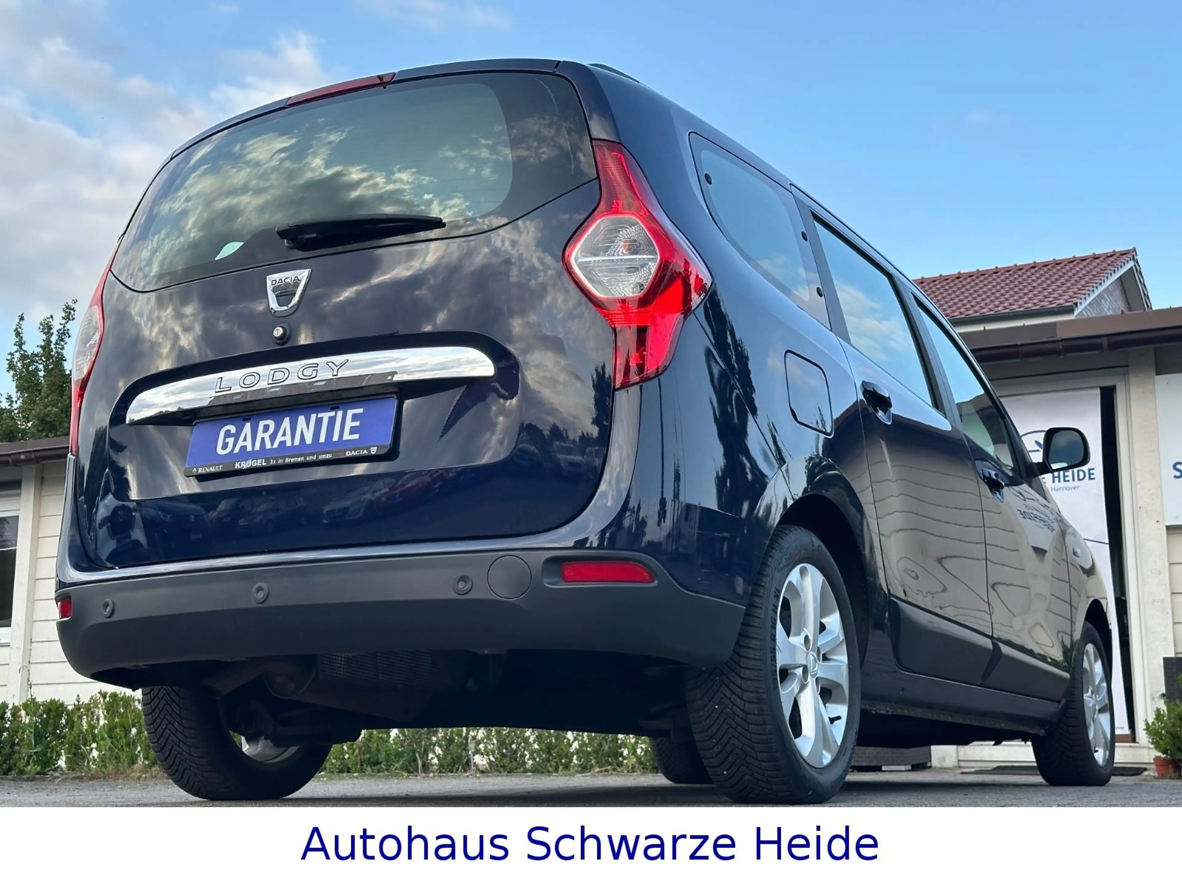 Dacia Lodgy Prestige*1.HAND*7-SITZE*LEDER*KAMERA*NAVI* — photo 9