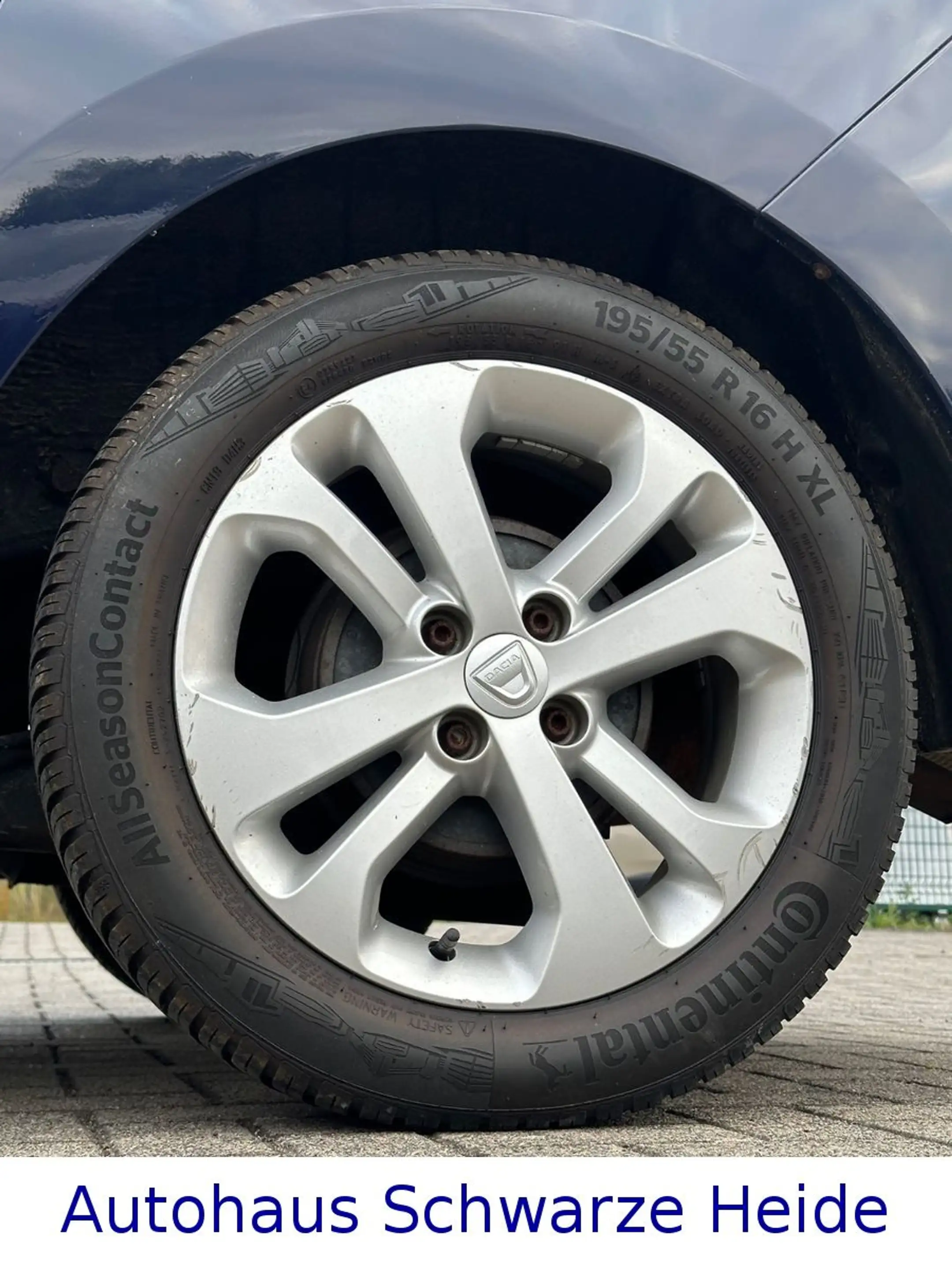 Dacia Lodgy Prestige*1.HAND*7-SITZE*LEDER*KAMERA*NAVI* — photo 14