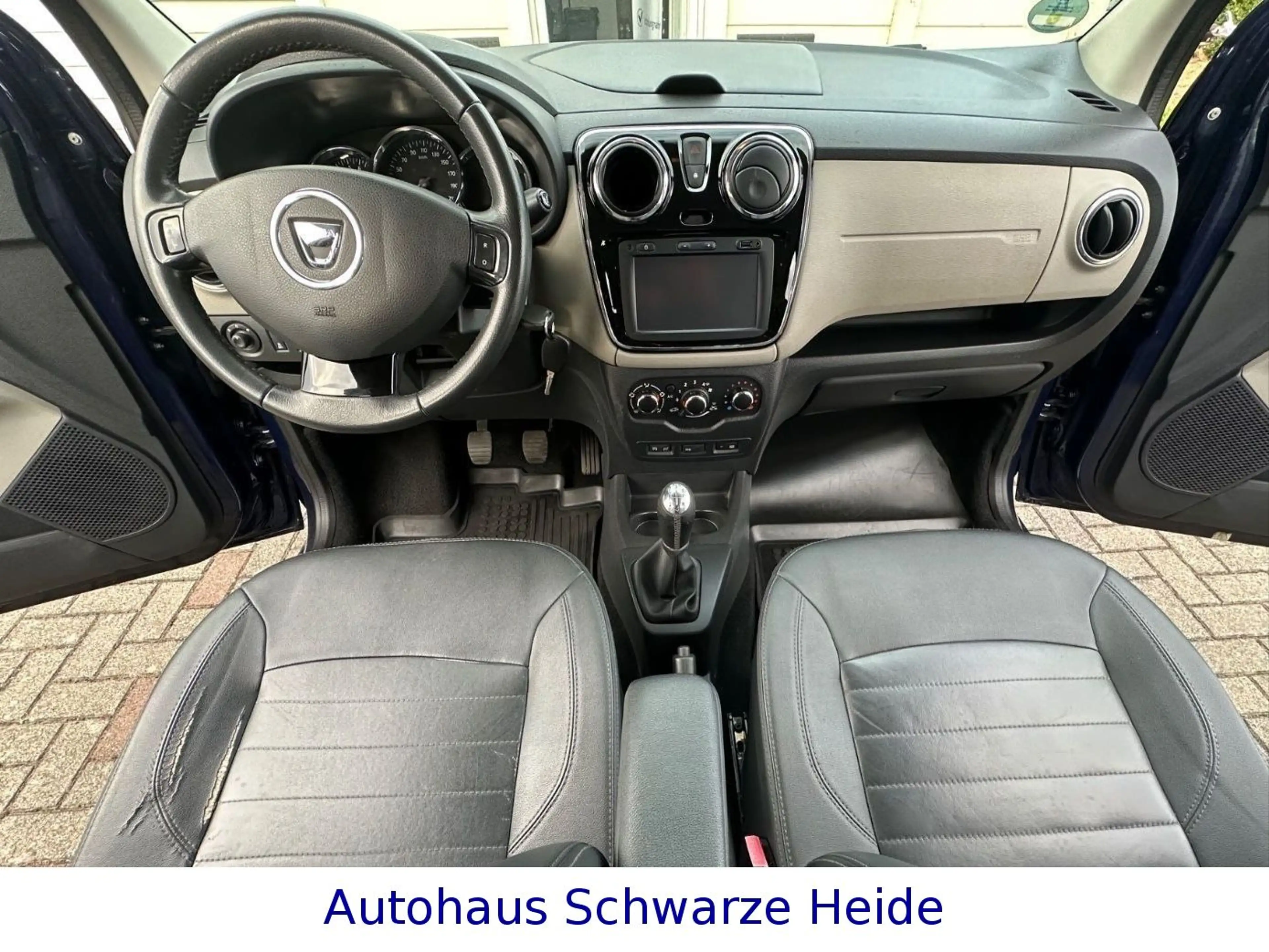 Dacia Lodgy Prestige*1.HAND*7-SITZE*LEDER*KAMERA*NAVI* — photo 15