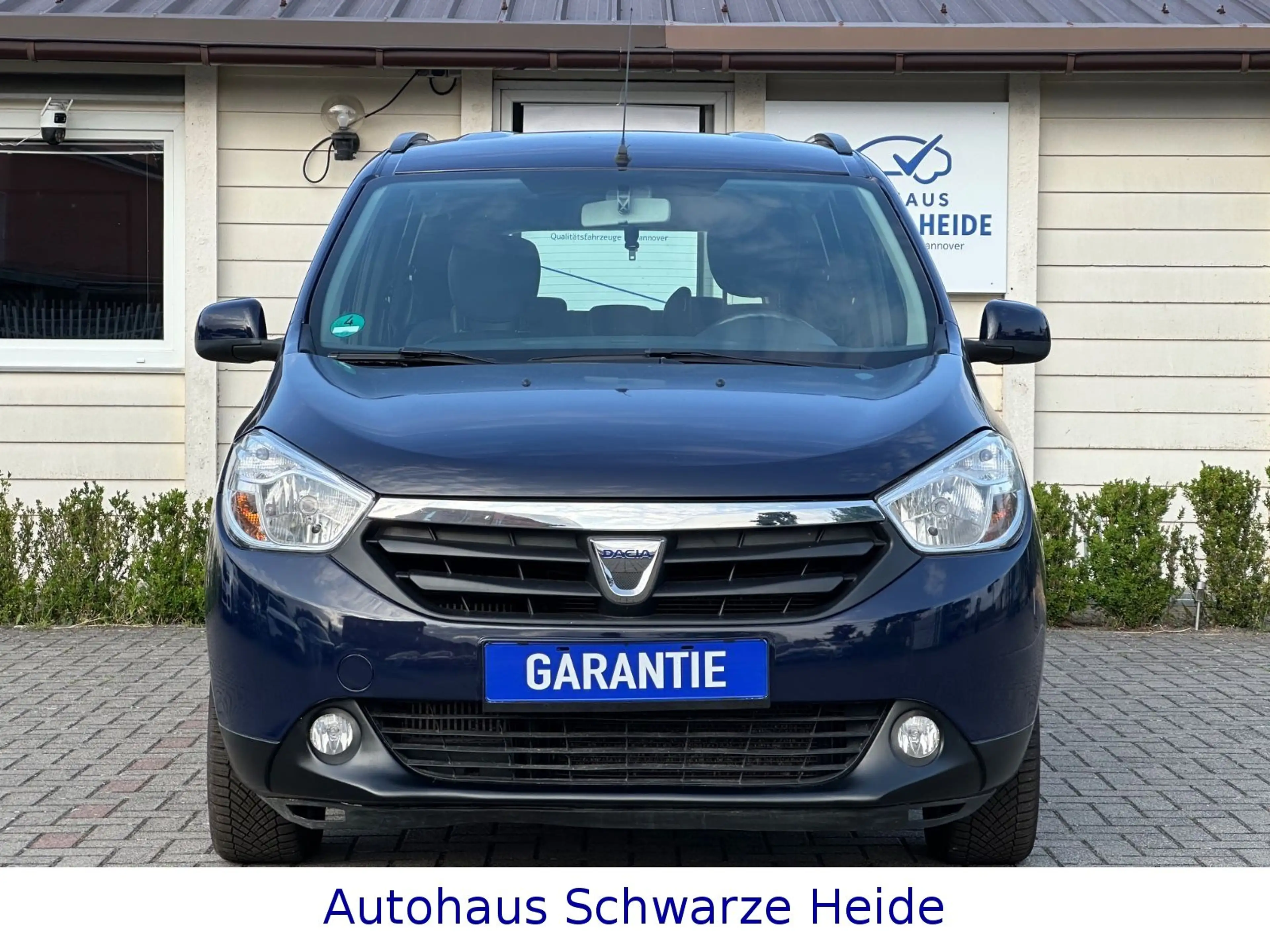 Dacia Lodgy Prestige*1.HAND*7-SITZE*LEDER*KAMERA*NAVI* — photo 4