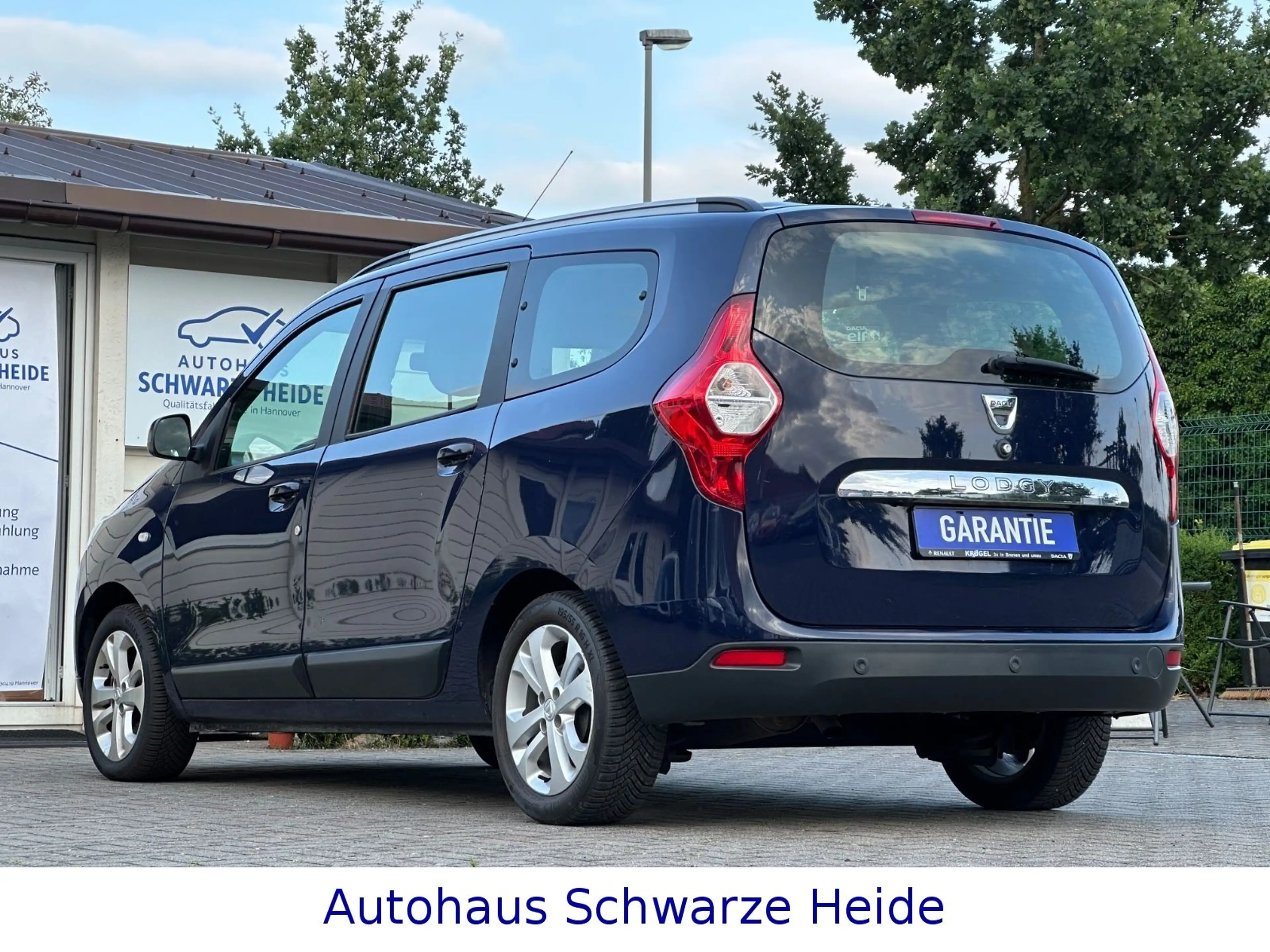 Dacia Lodgy Prestige*1.HAND*7-SITZE*LEDER*KAMERA*NAVI* — photo 6