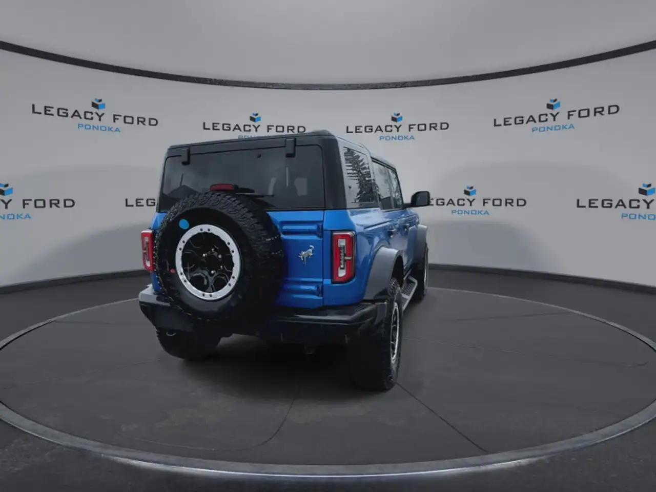 Ford Bronco снимка Ford Bronco