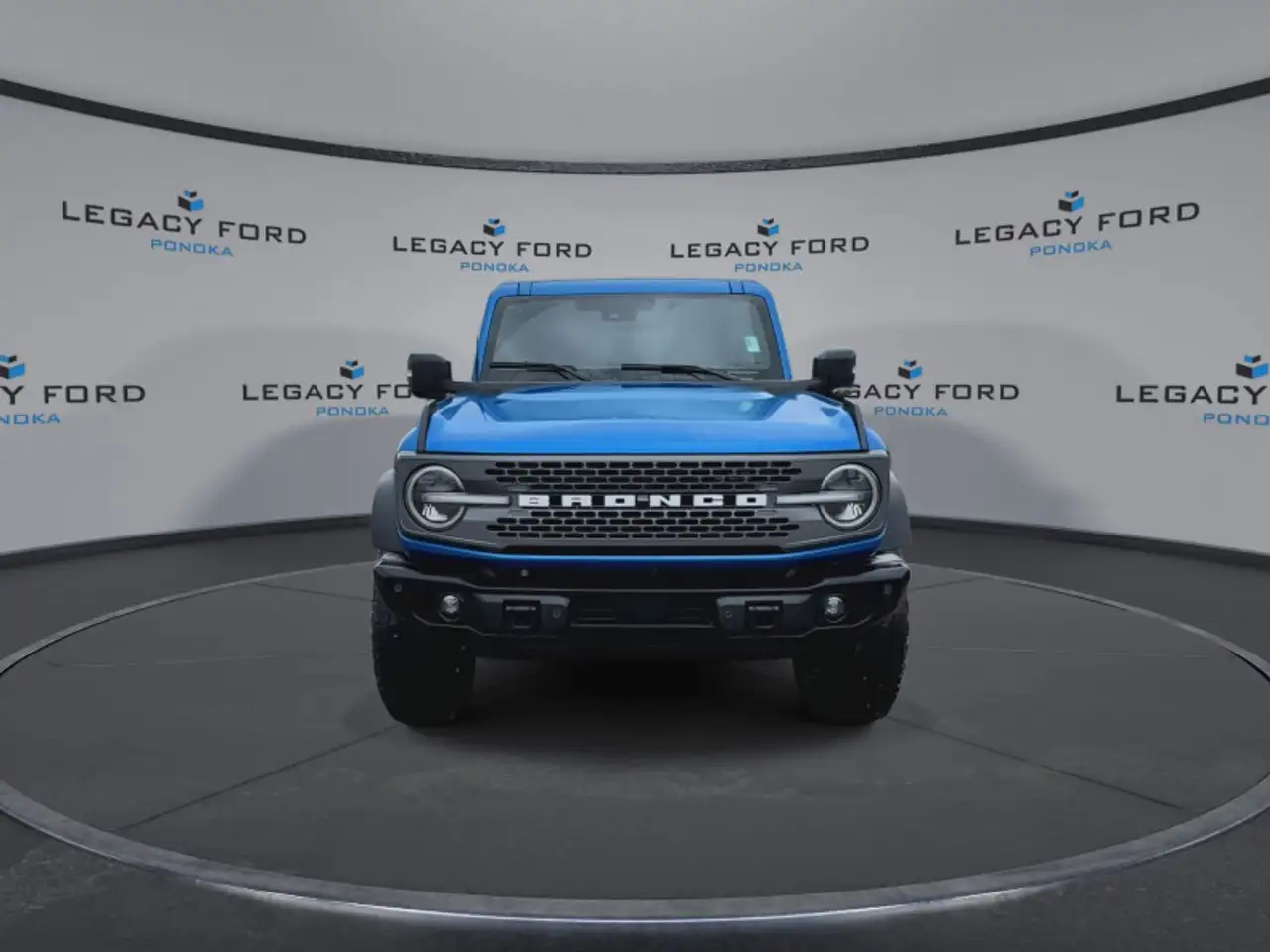 Ford Bronco снимка Ford Bronco