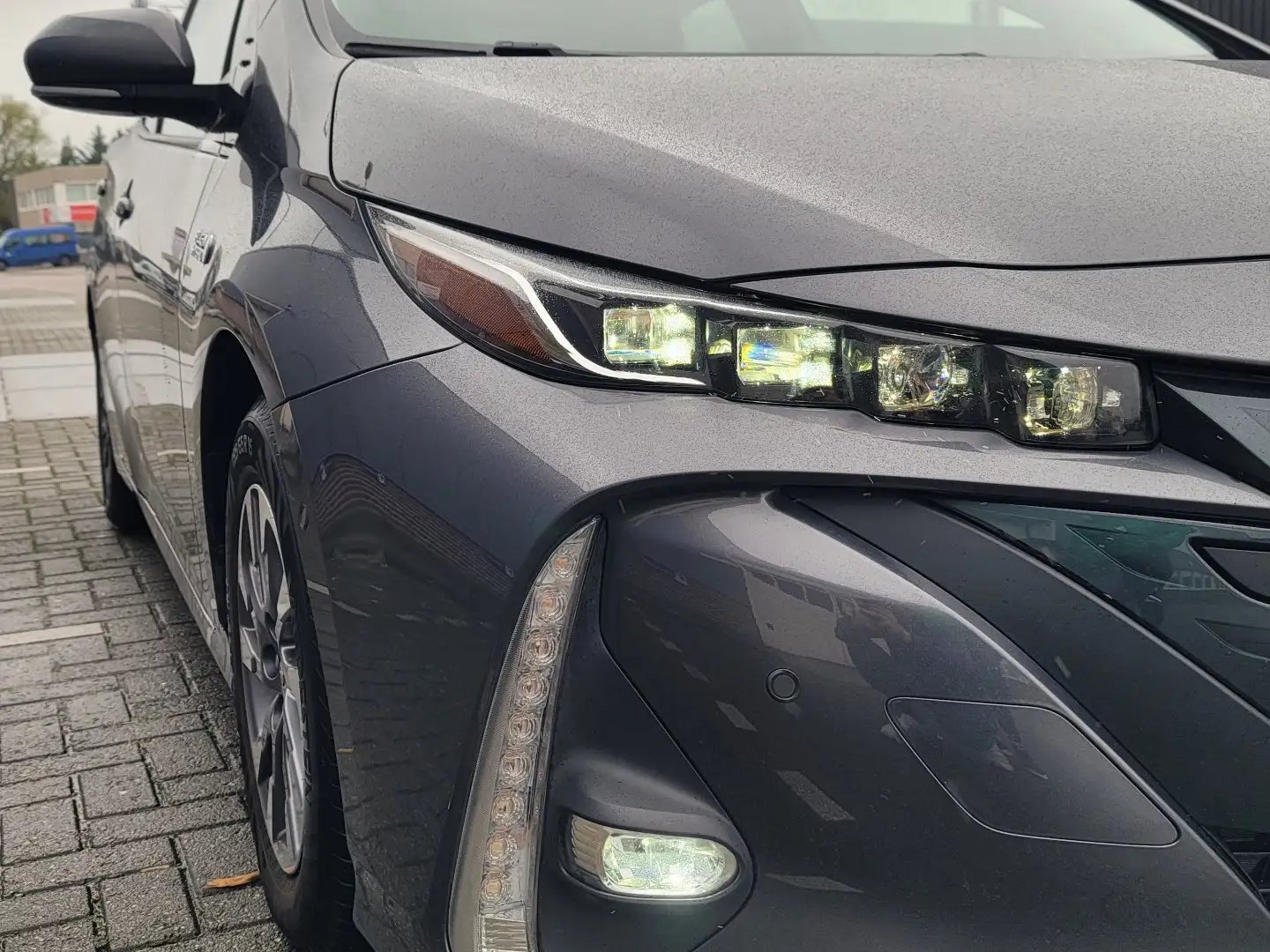 Toyota Prius Plug-in (Hybrid) TEC-Edition Grey - 2