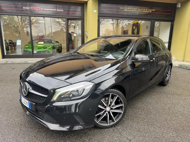 Mercedes-Benz A 200 d Automatic Business NIGHT EDITION