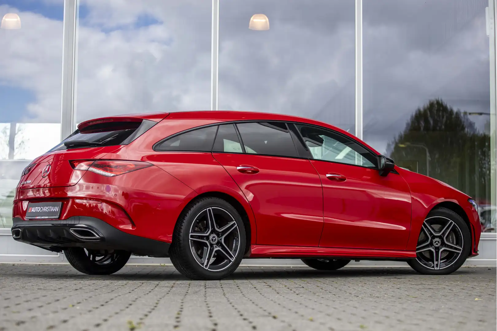 Mercedes-Benz CLA 200 Shooting Brake Business Solution AMG | NL Auto | A Rot - 2