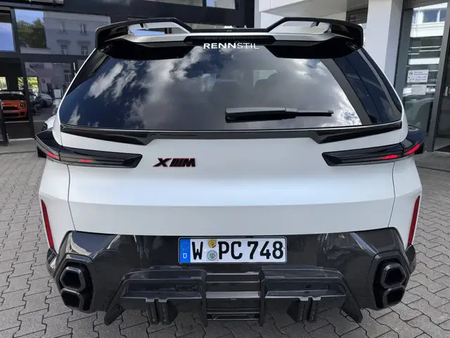 BMW XM view 14