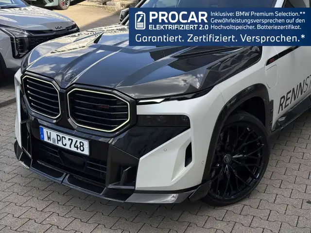 BMW XM view 2