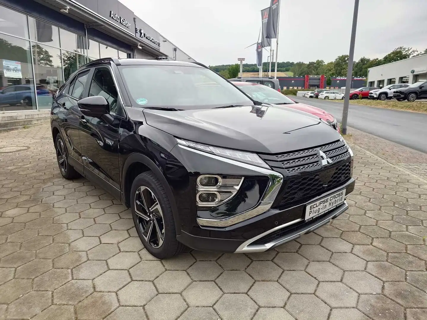 Mitsubishi Eclipse Cross Plug-In Hybrid 4WD Plus Select Schwarz - 1