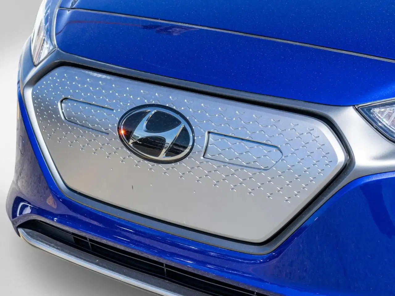 Hyundai IONIQ снимка Hyundai IONIQ
