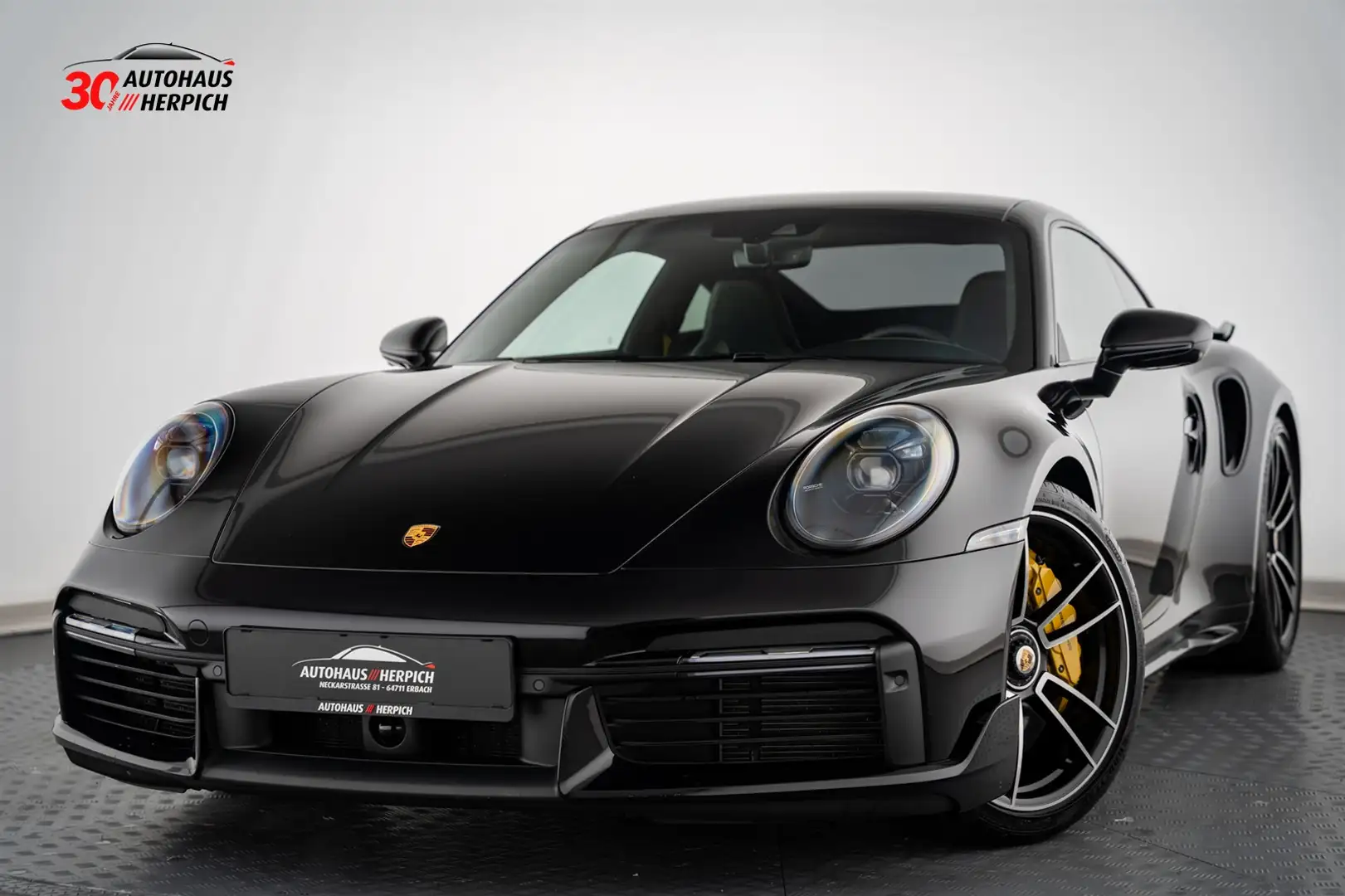 Porsche 992 Turbo S SportDesign Burmester LiftApproved Schwarz - 1