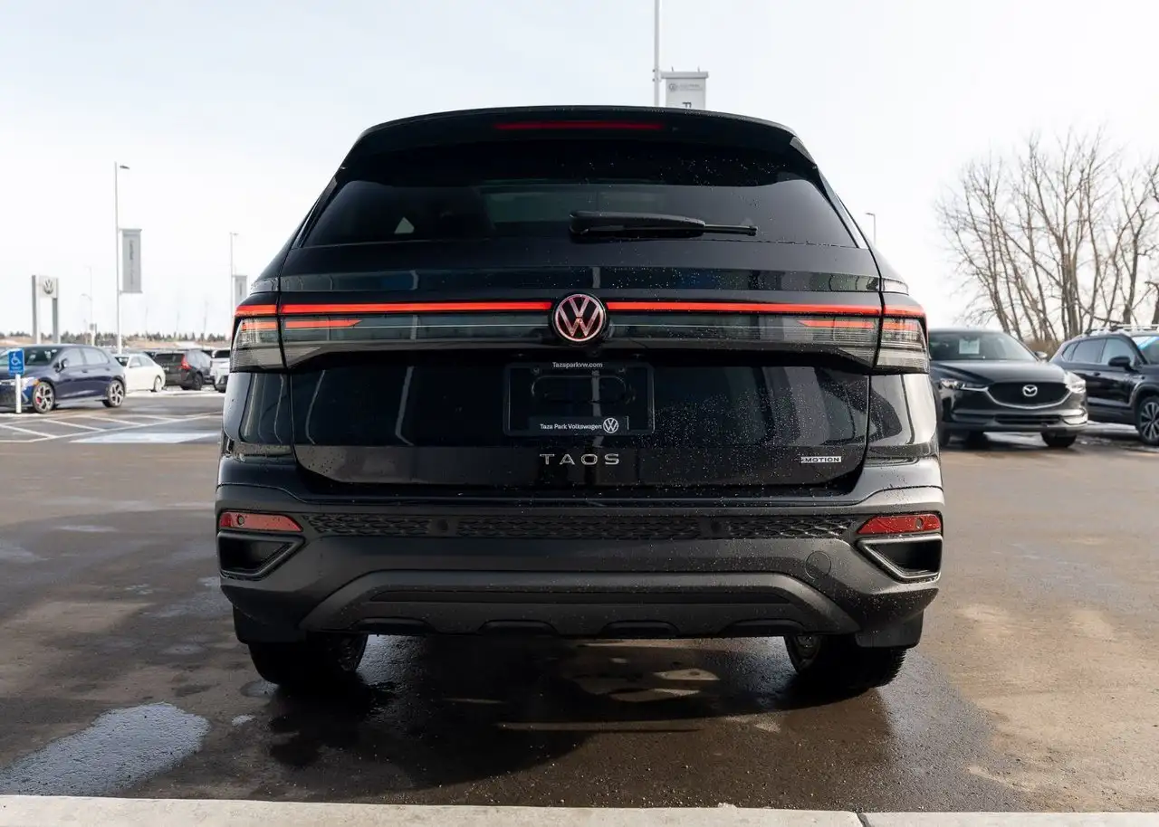 Volkswagen Taos photo Volkswagen Taos