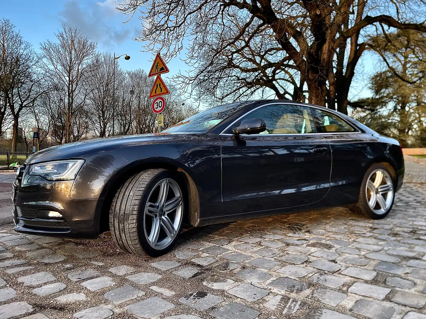 Audi Coupe 3.0 V6 TFSI 272 AMBITION LUXE QUATTRO S TRONIC Gri - 2