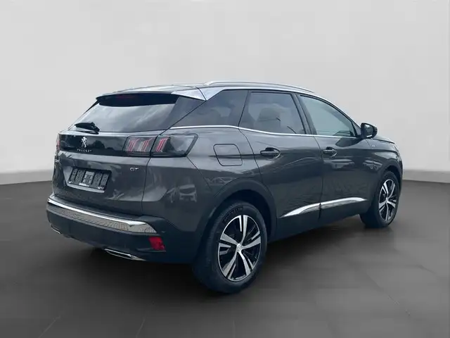 Peugeot 3008 view 5